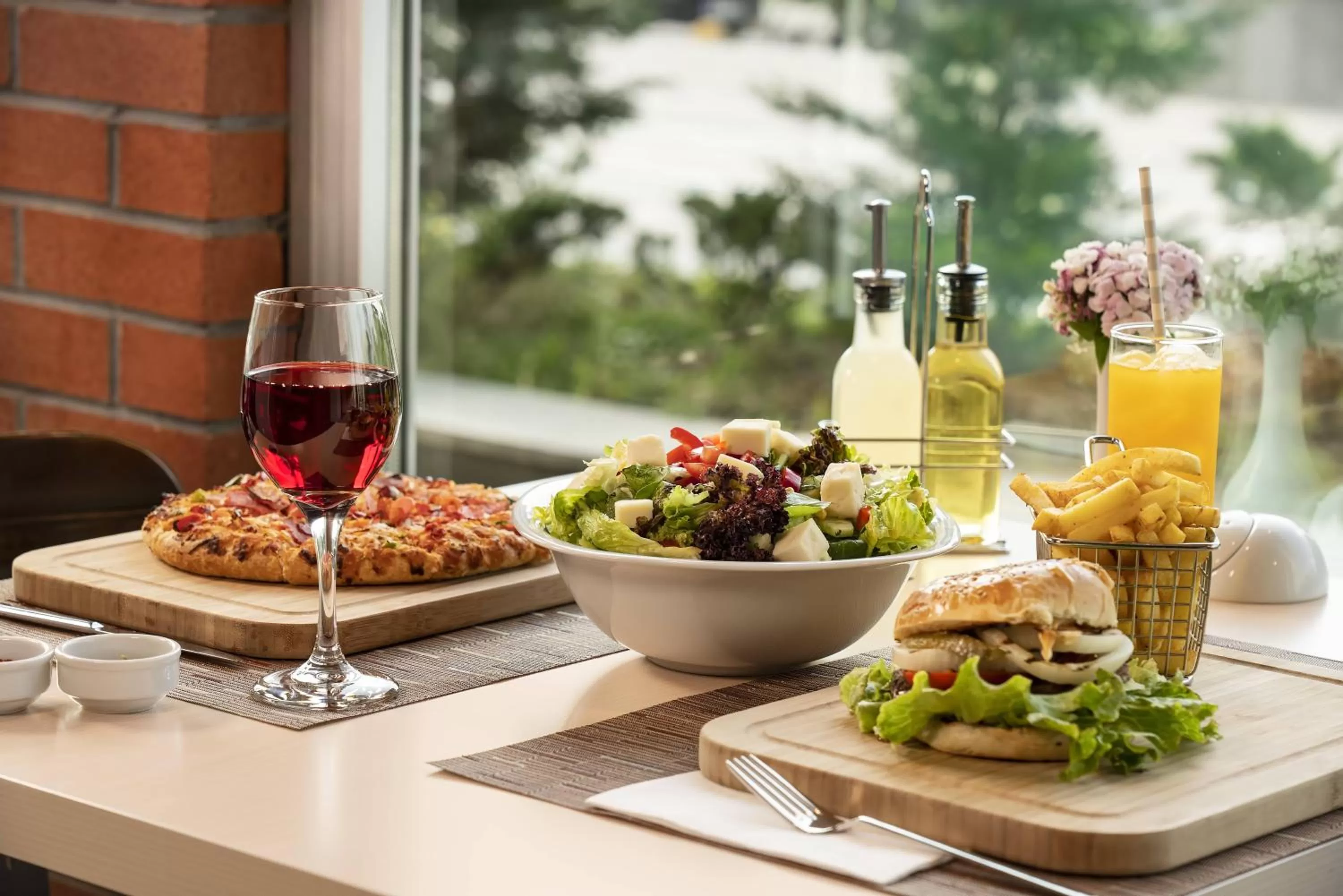 Restaurant/places to eat in Ibis Eskisehir