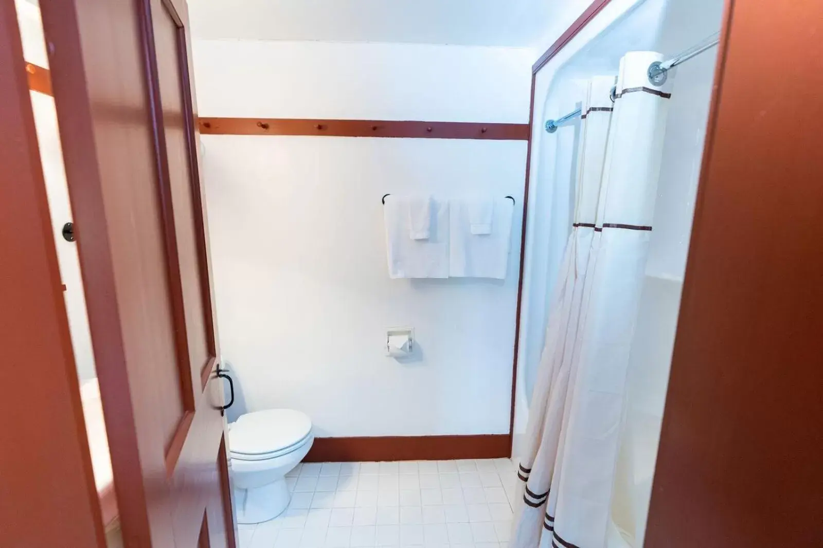 Bathroom in Shaker Village of Pleasant Hill