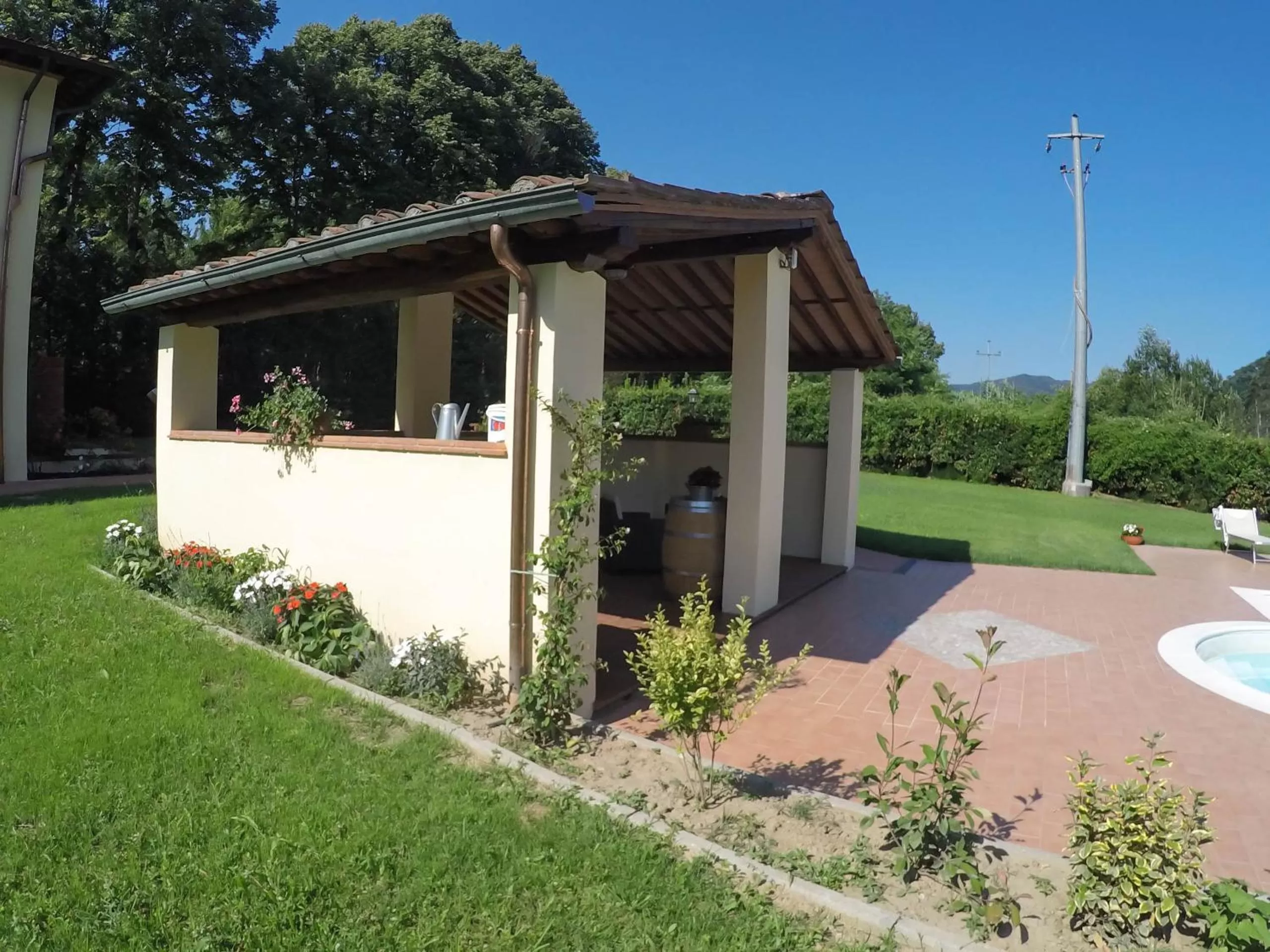 Swimming pool, Property Building in CASALE LA FATA -tipico toscano immerso nelle colline tra Lucca e Versilia, 6 appartamenti indipendenti