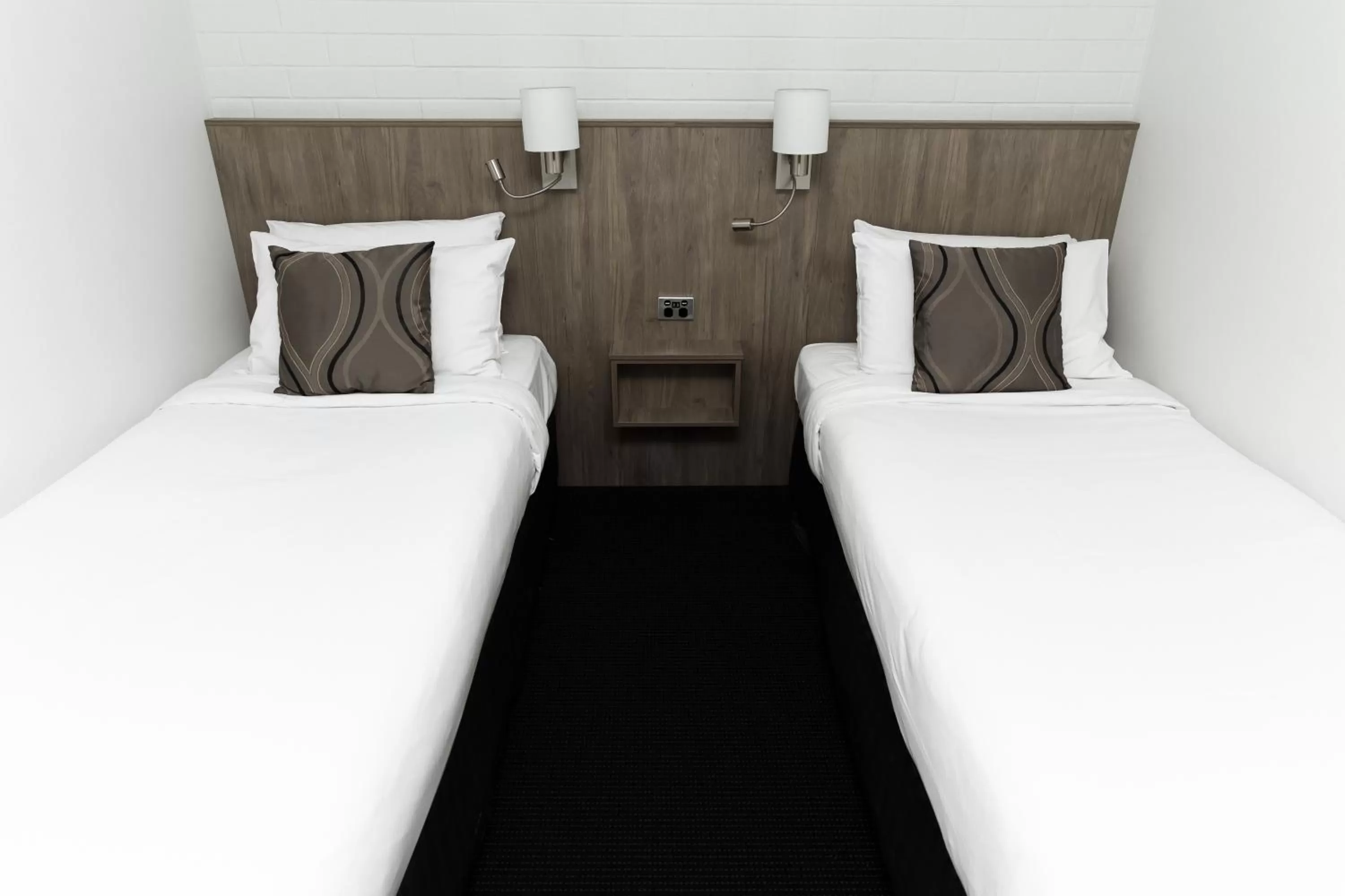 Bedroom, Bed in Bay Hotel Apartments