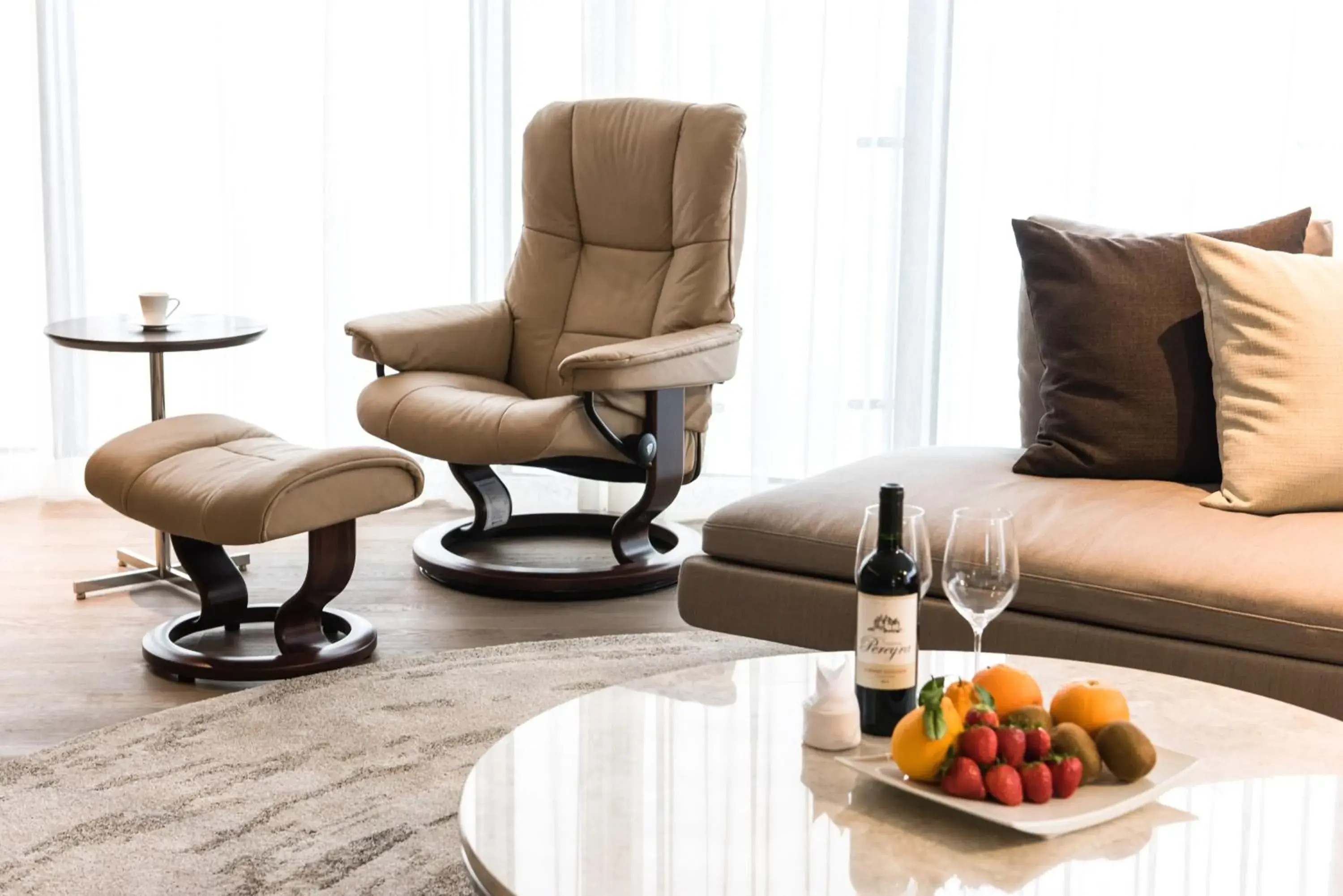 Living room, Seating Area in HOTEL NANTA JEJU