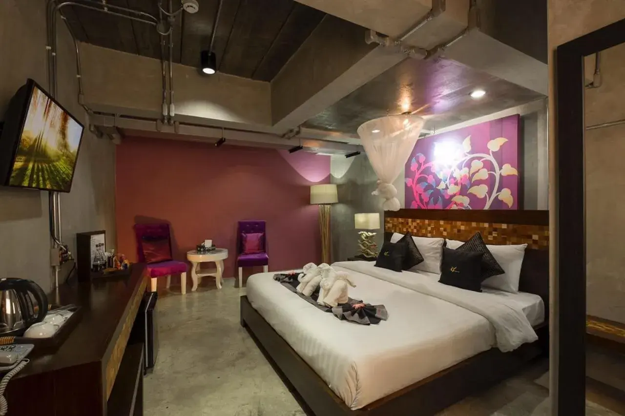 Bedroom in Thapae Loft Hotel (SHA Certified)