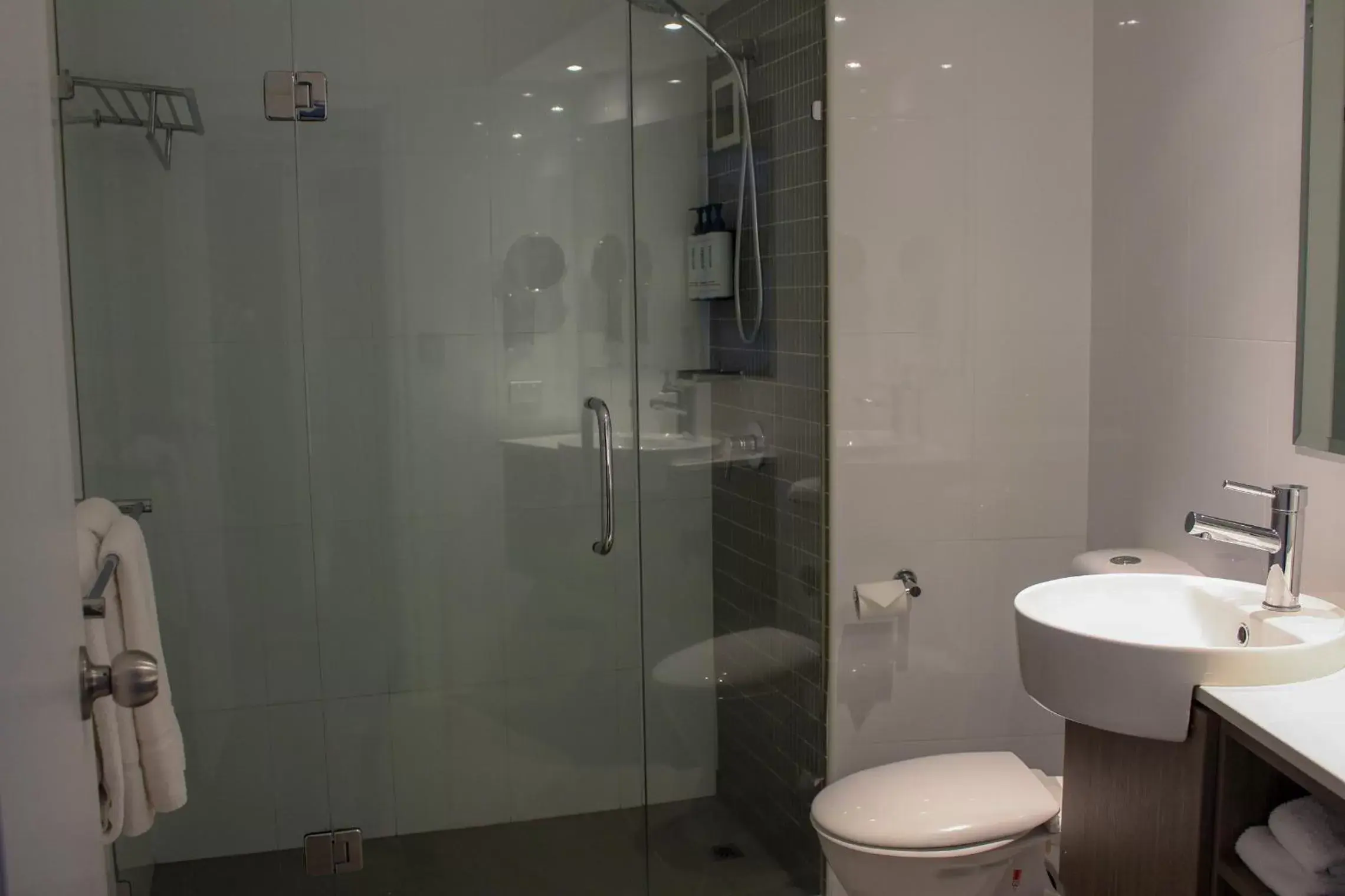 Bathroom in Pacific Hotel Brisbane