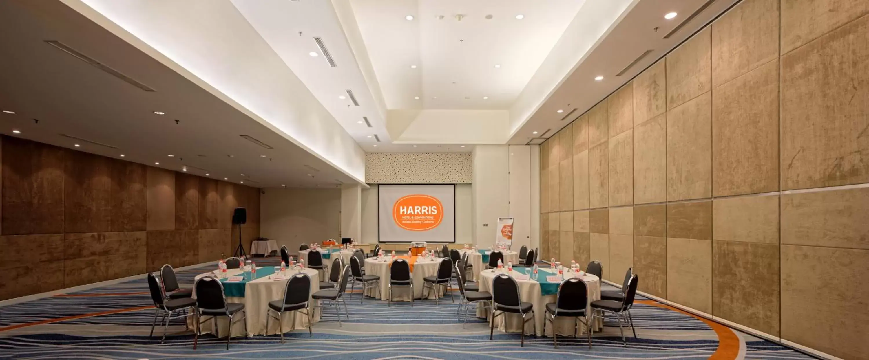 Meeting/conference room in HARRIS Hotel and Conventions Kelapa Gading Jakarta