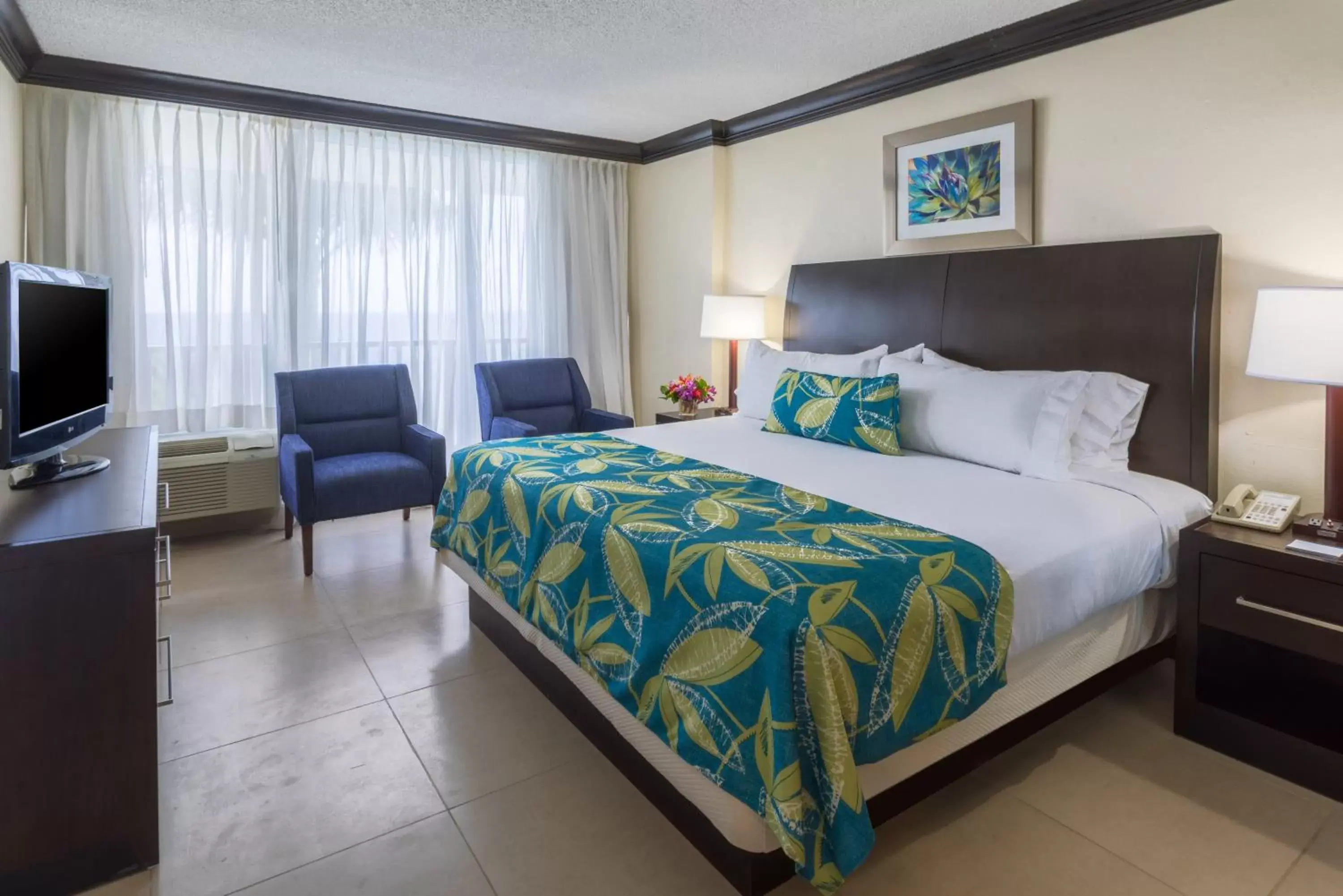 King Room - Oceanfront in Holiday Inn Resort Montego Bay All Inclusive, an IHG Hotel King Room - Oceanfront in Holiday Inn Resort Montego Bay All Inclusive, an IHG Hotel