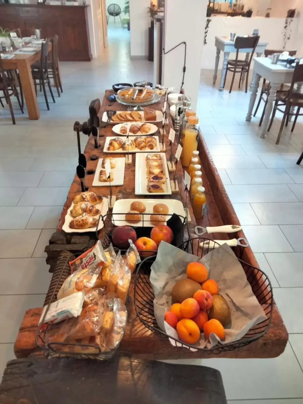 Breakfast, Restaurant/Places to Eat in Ventitrémarzo Guest House