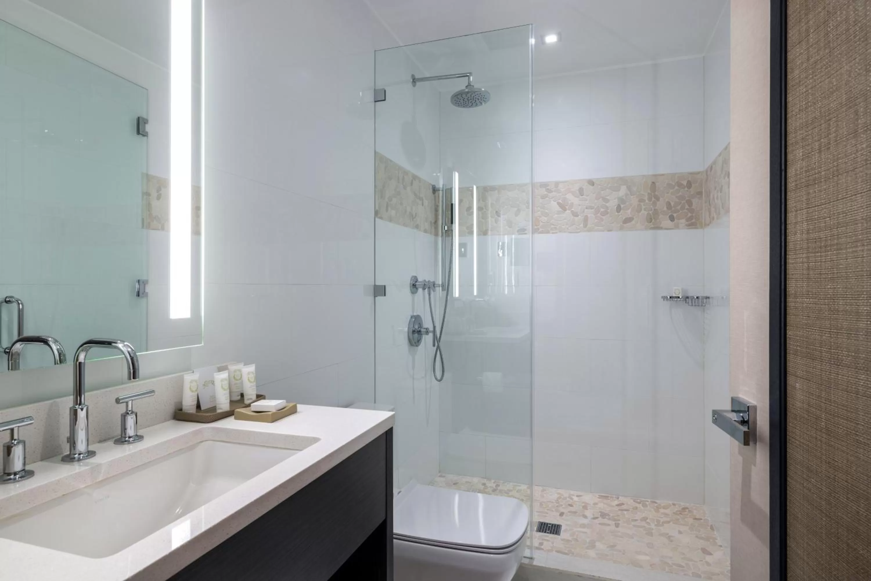 Bathroom in The Marlin Hotel