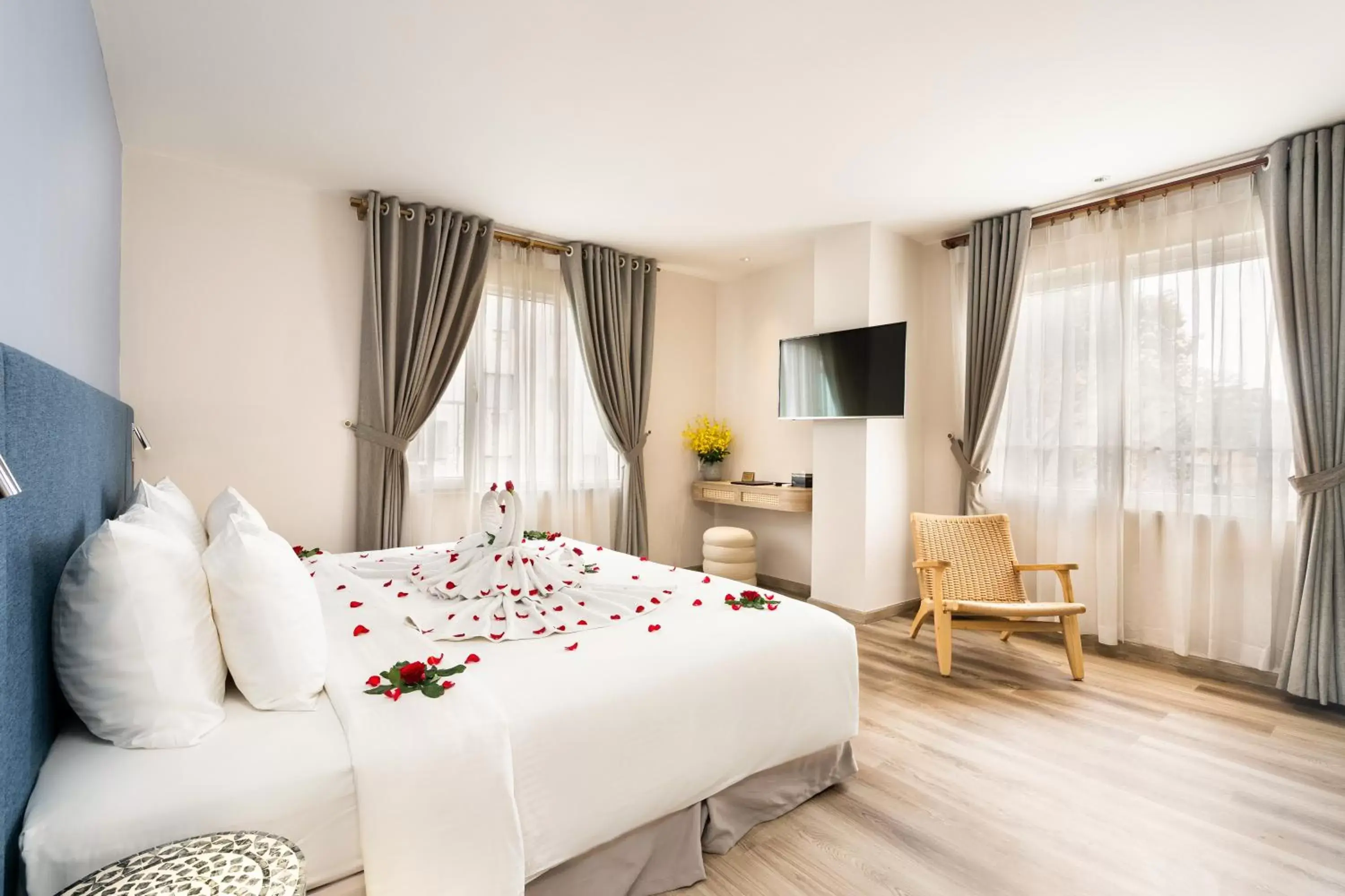 Bed in Jovia Hotel Bed in Jovia Hotel