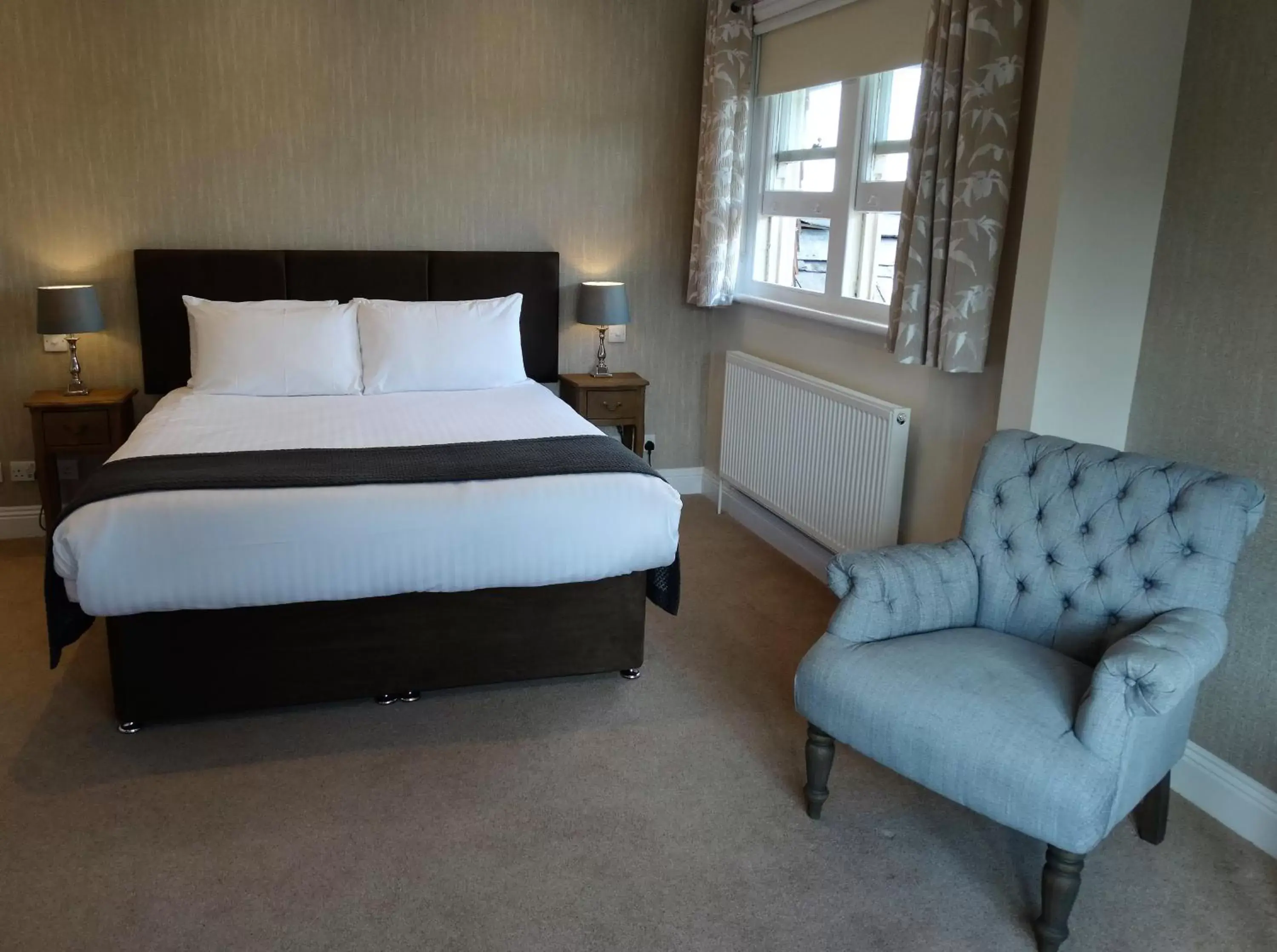Photo of the whole room, Bed in Cantley House Hotel - Wokingham