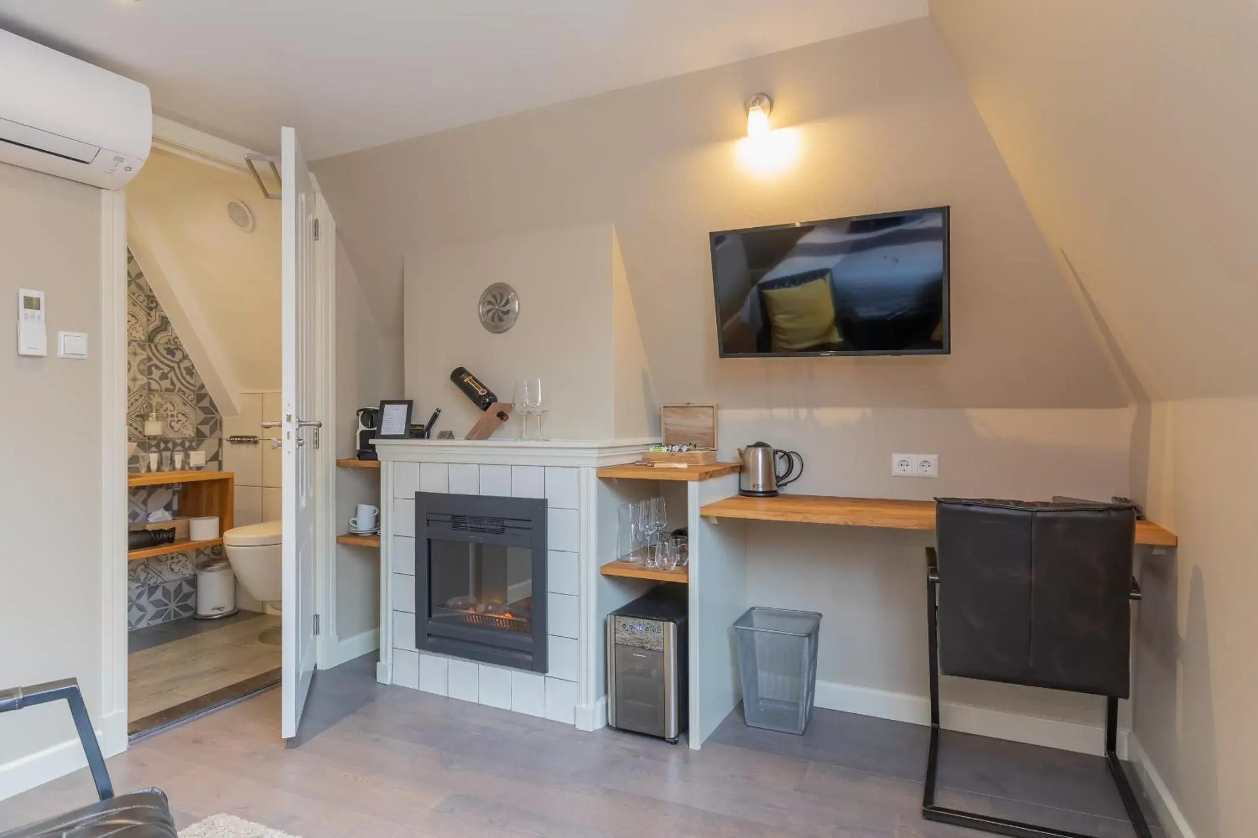 Kitchen/Kitchenette in ExLibris Boutique Hotel