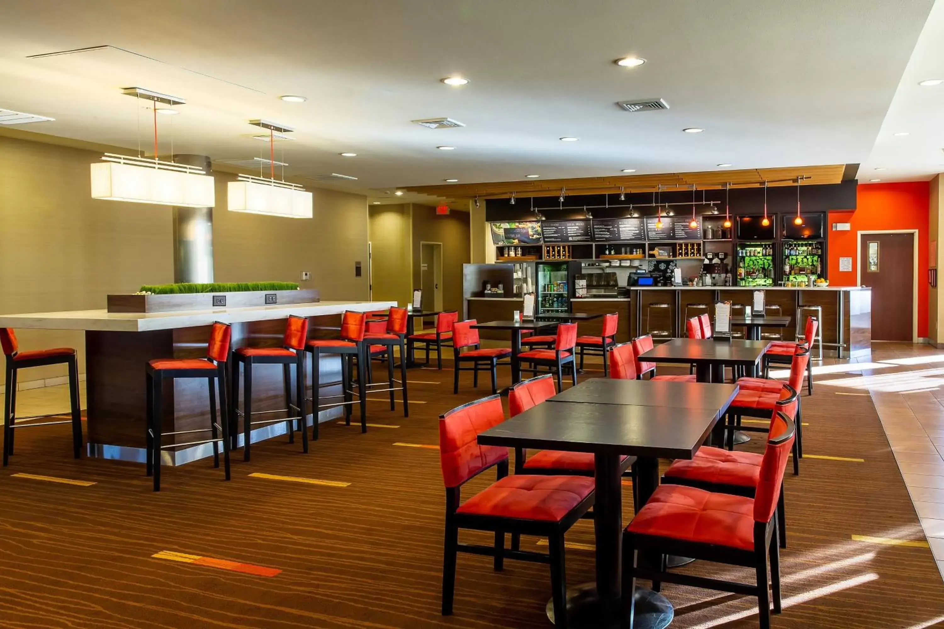 Restaurant/Places to Eat in Courtyard by Marriott Lexington Keeneland/Airport