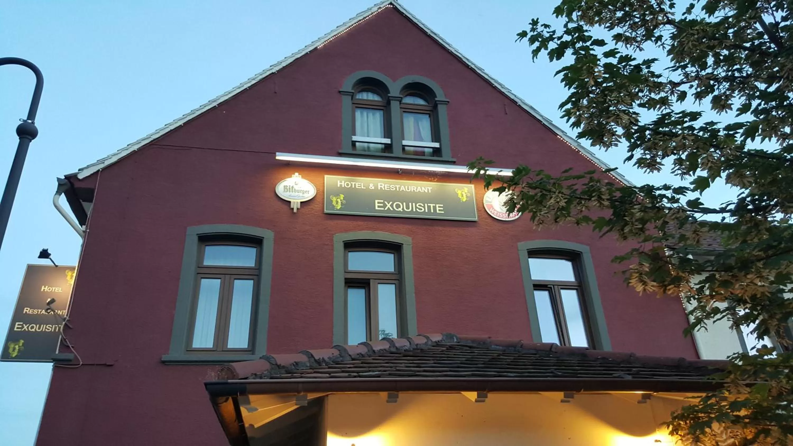 Facade/entrance in Hotel Exquisite