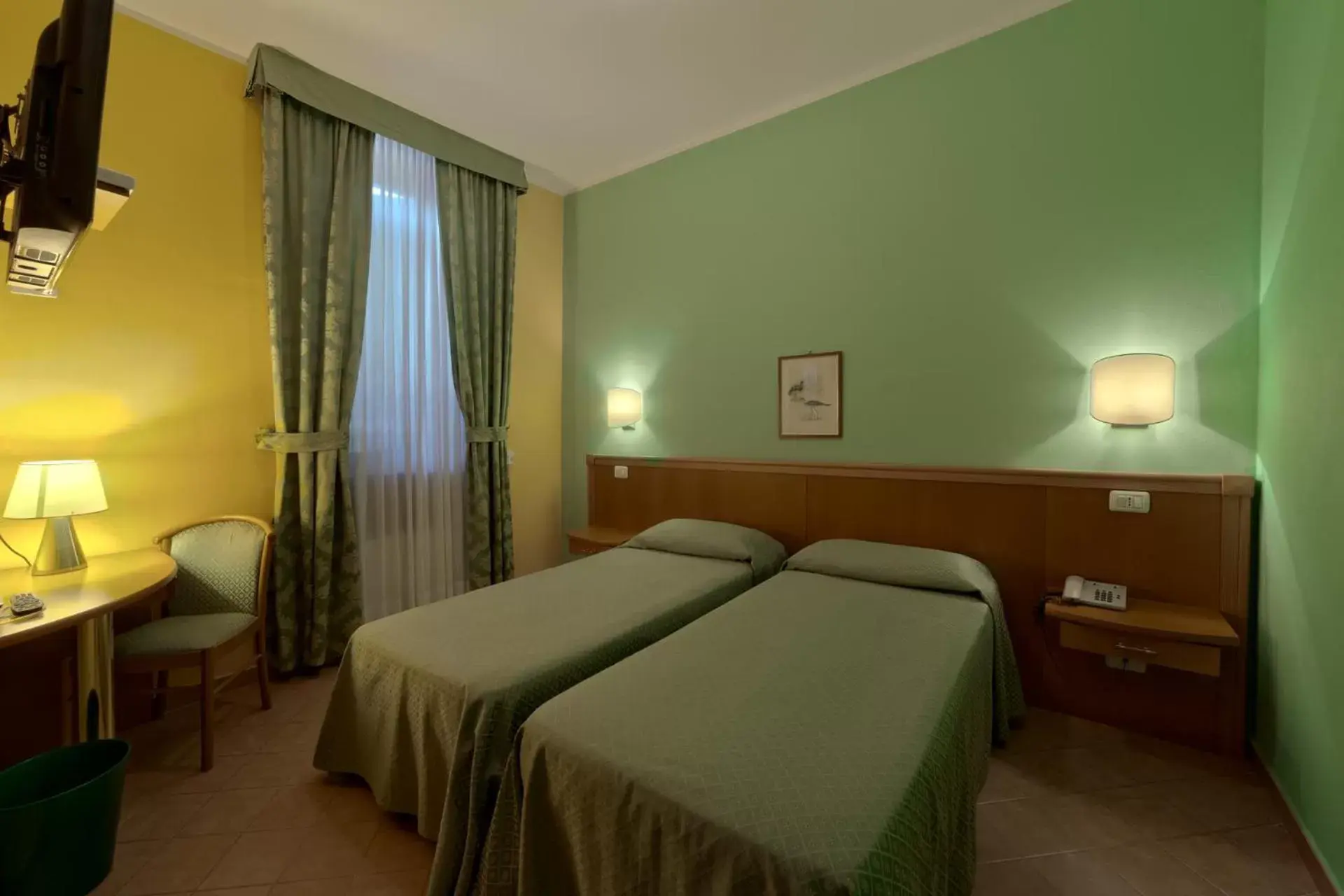 Restaurant/places to eat, Bed in Terme Di Monte Valenza