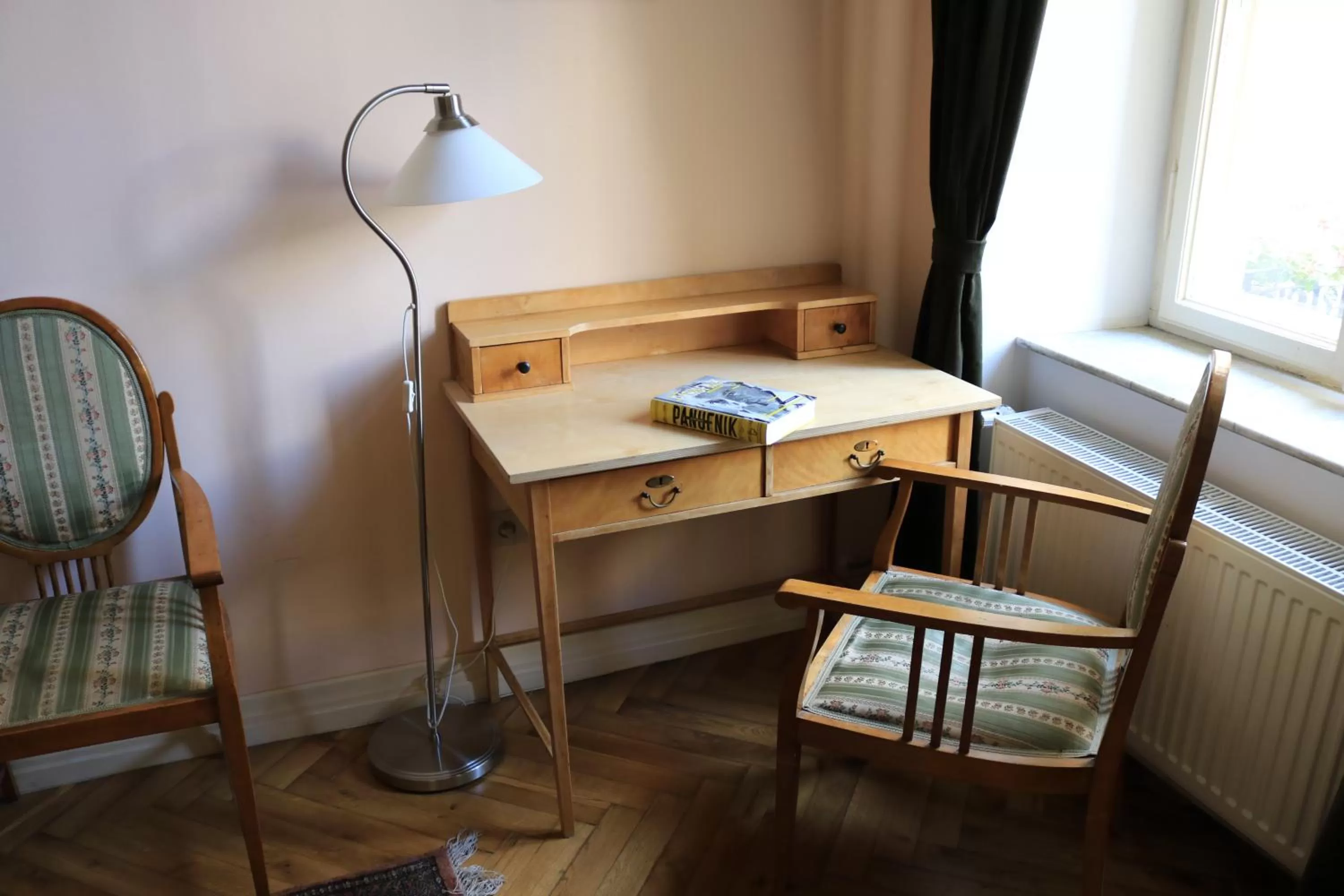 Library in Chopin Boutique