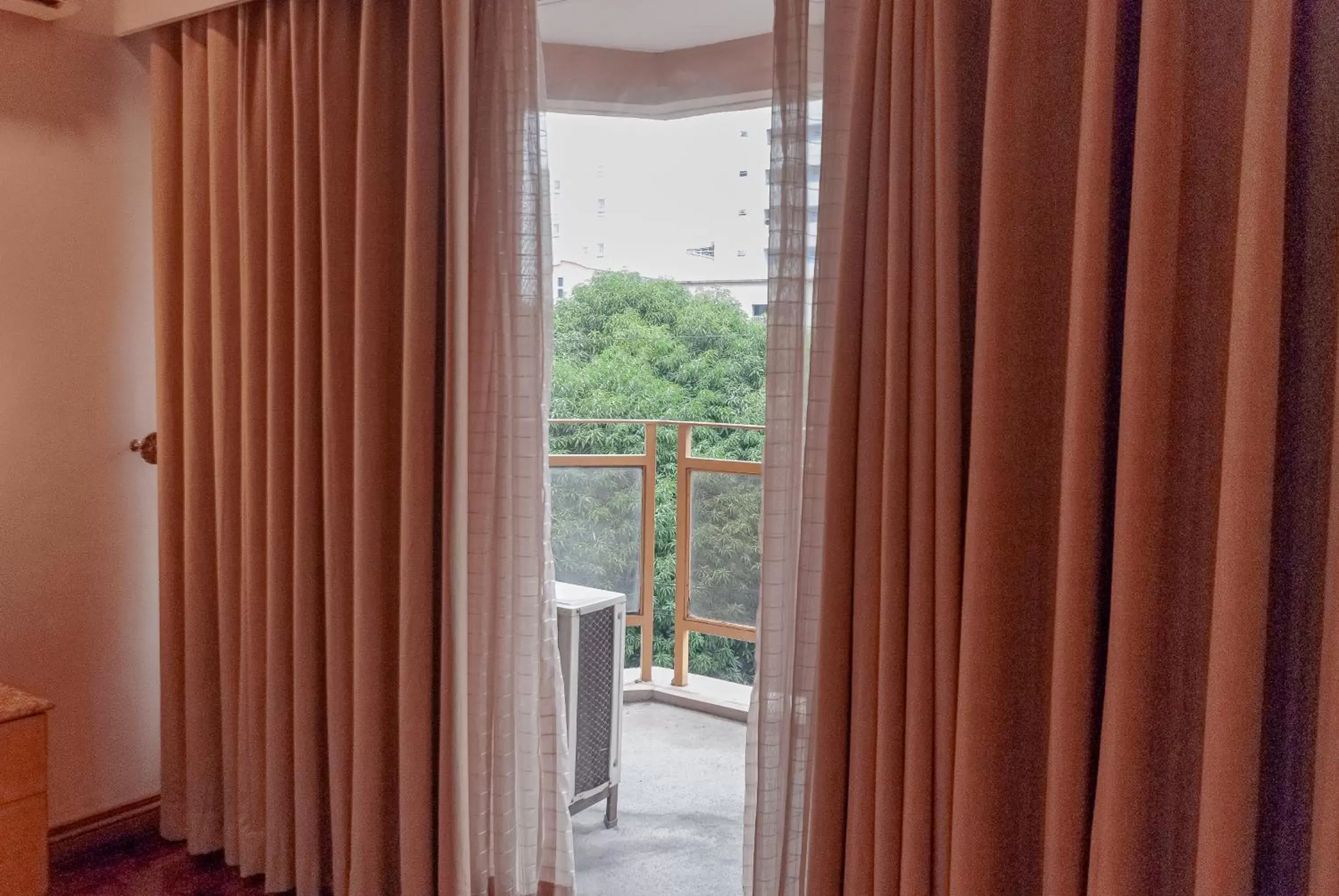 Balcony/Terrace, View in City Garden Suites