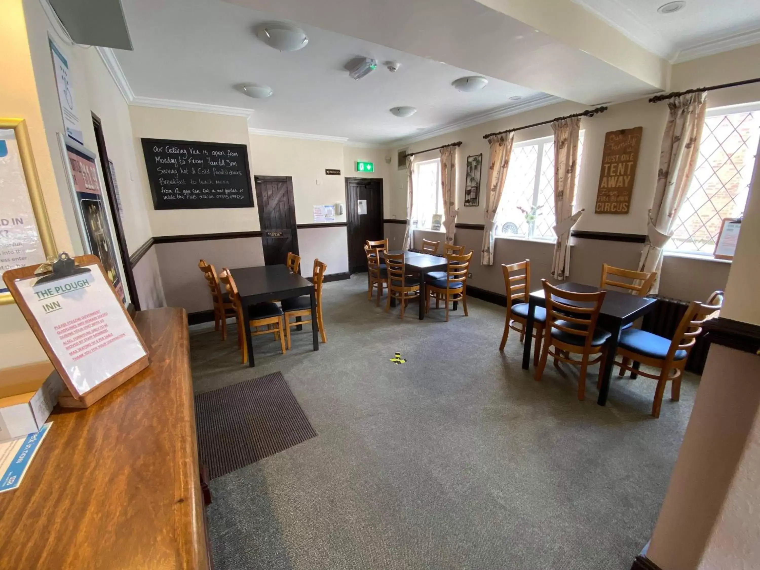 Restaurant/Places to Eat in The Plough Inn Wigston