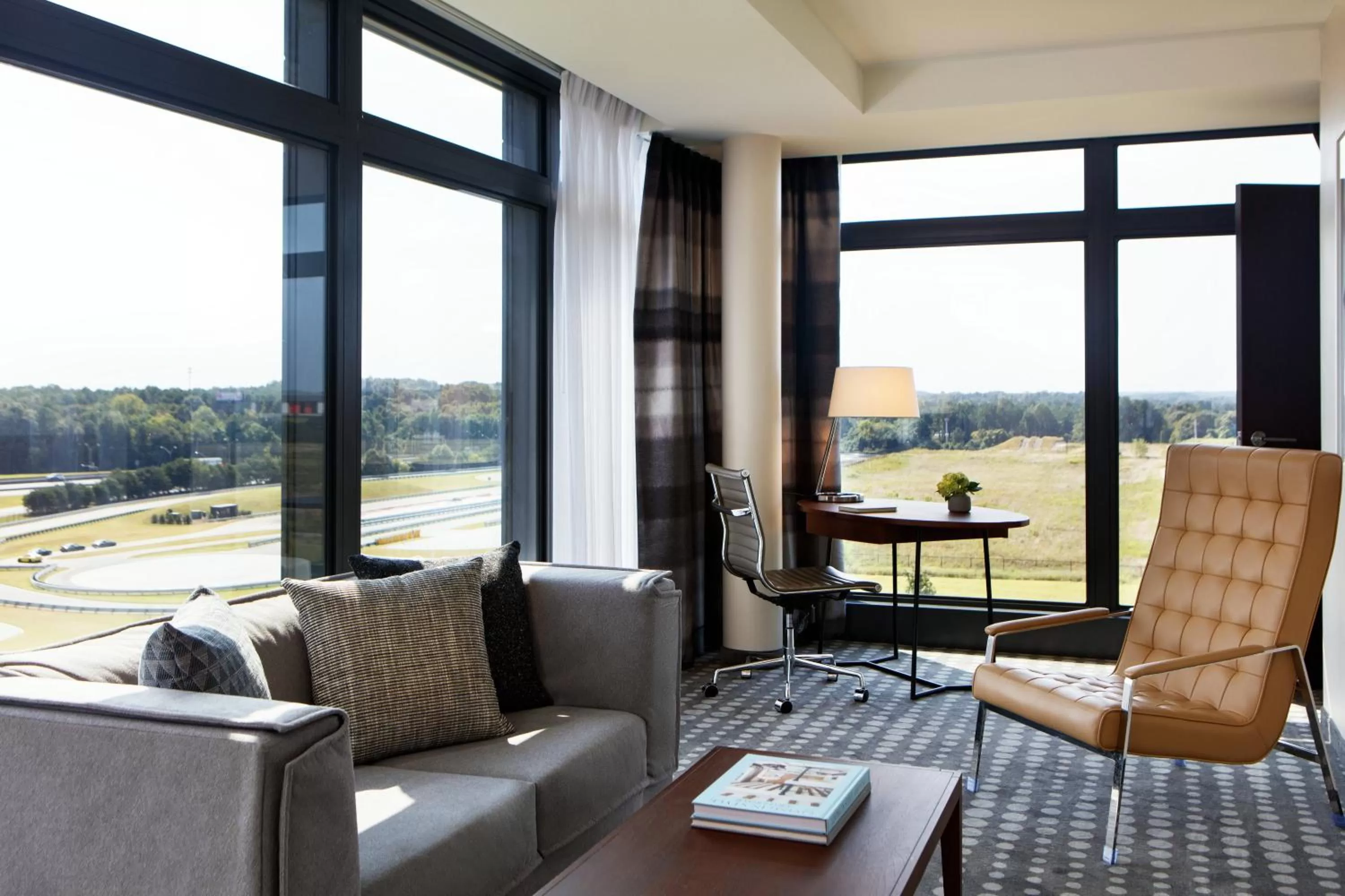 Photo of the whole room in Kimpton Overland Hotel - Atlanta Airport by IHG