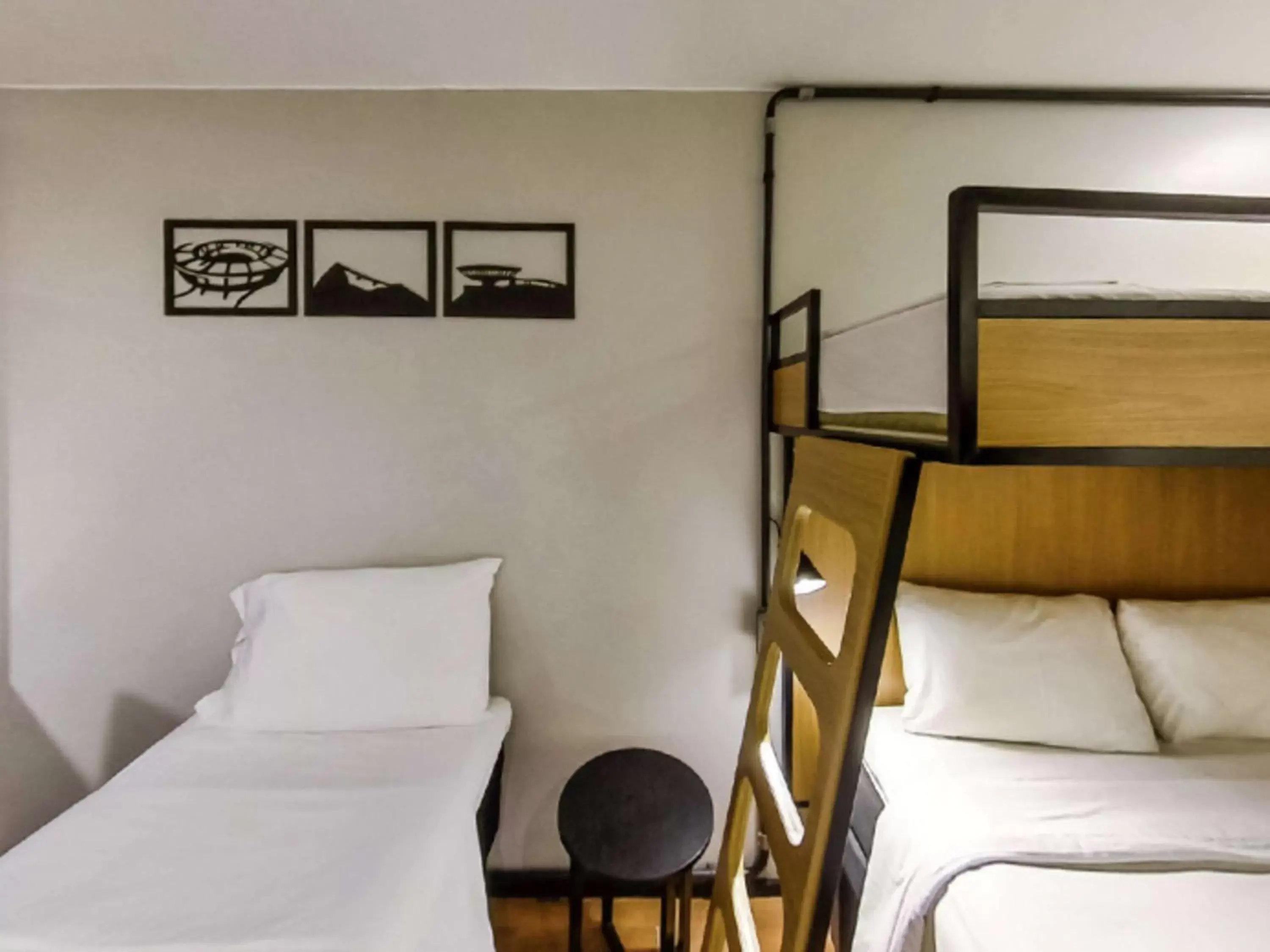 Bedroom, Bunk Bed in ibis Copacabana Posto 2