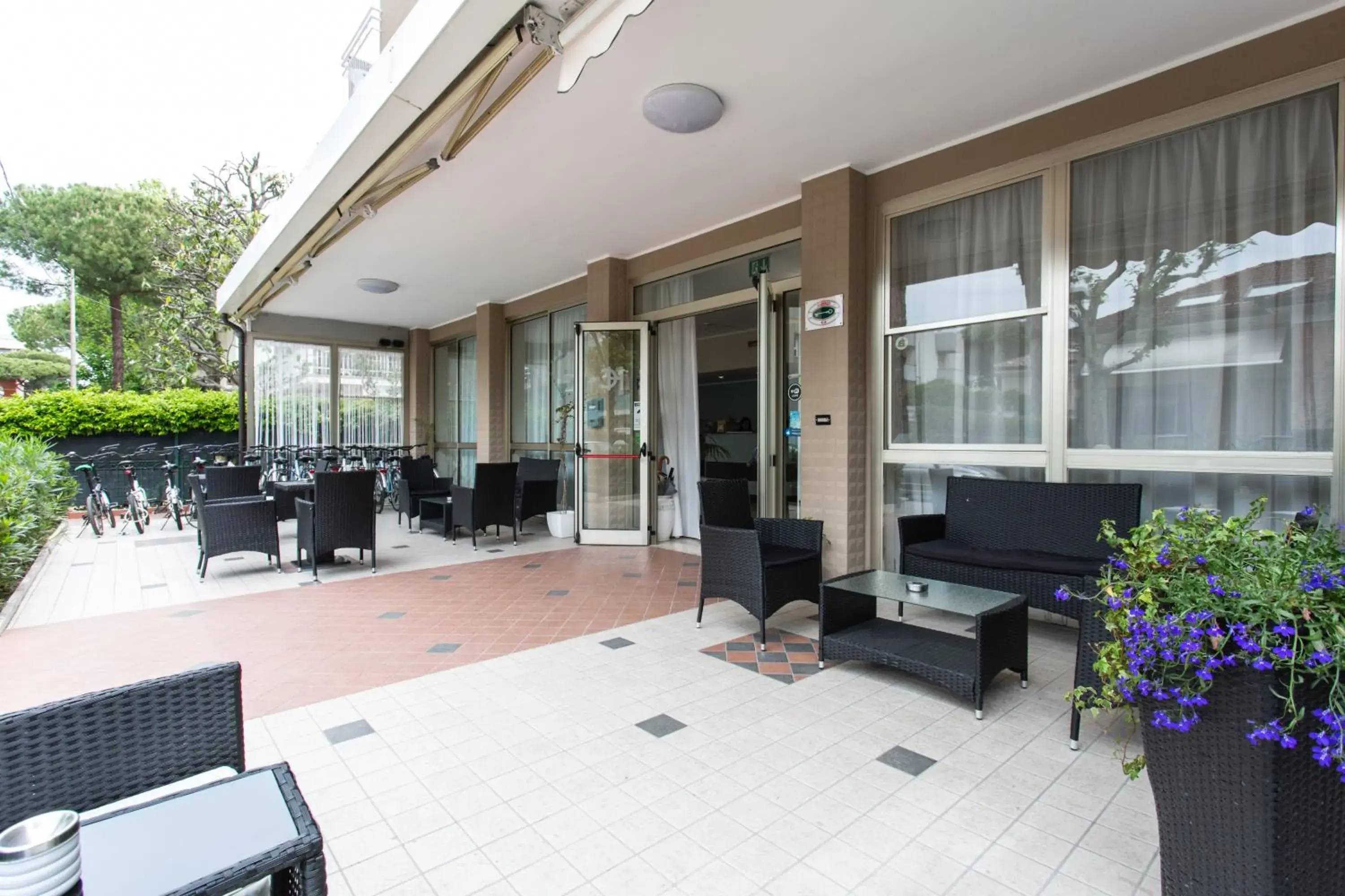 Facade/entrance in Hotel Cimarosa