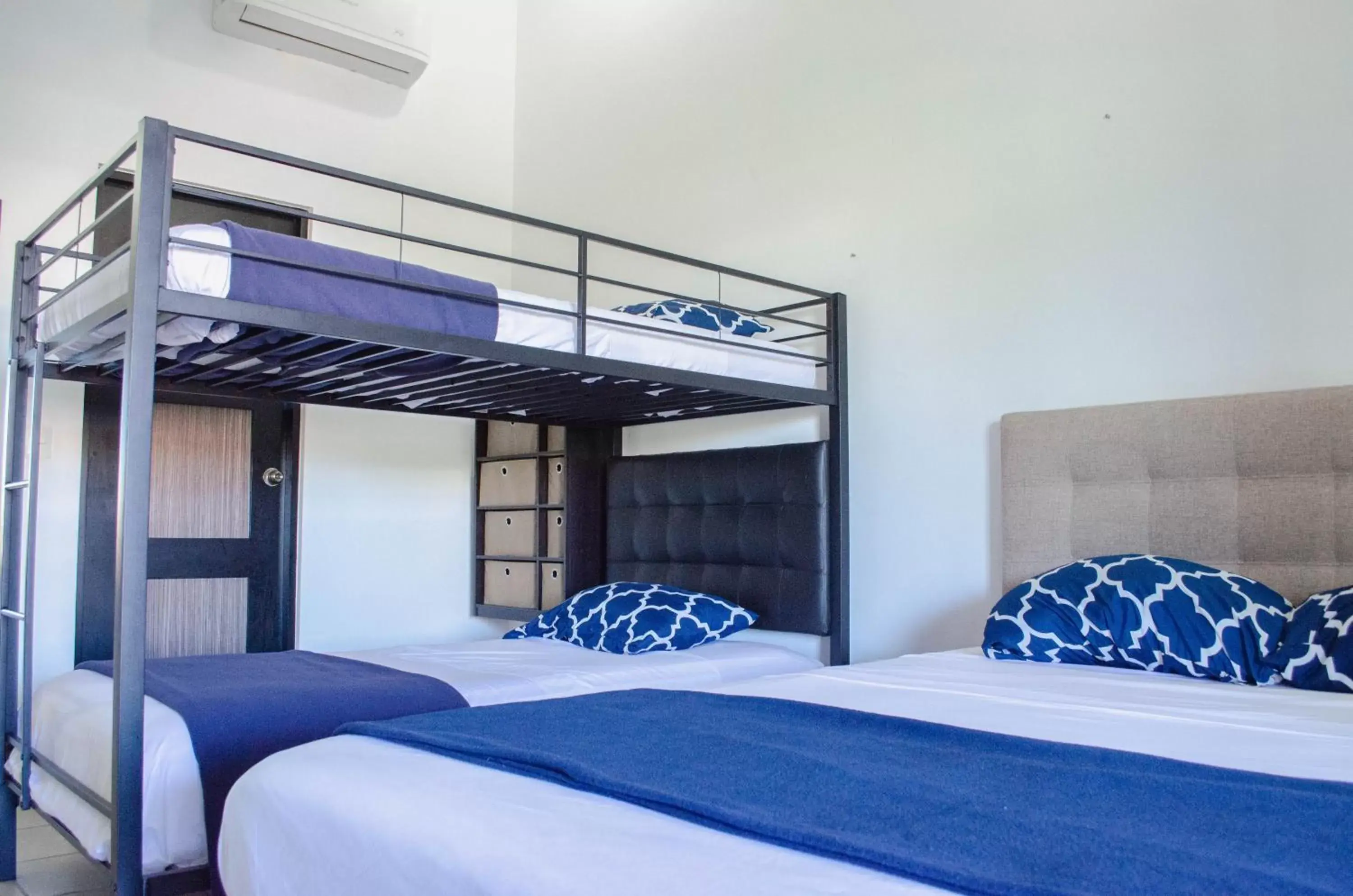 Bed, Bunk Bed in Pedregal Suites - Marina and Downtown