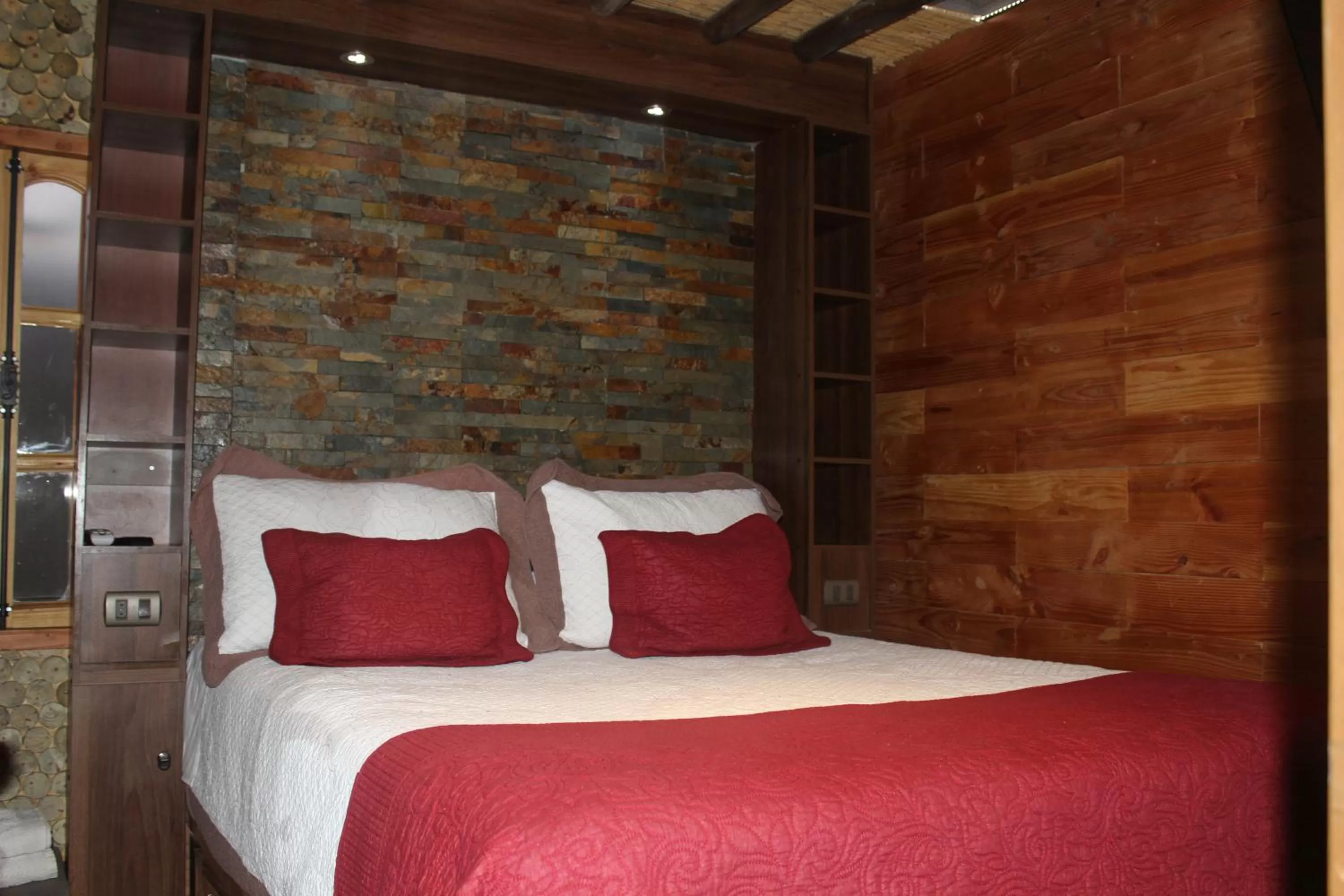 Bed in Hotel Manada del Desierto