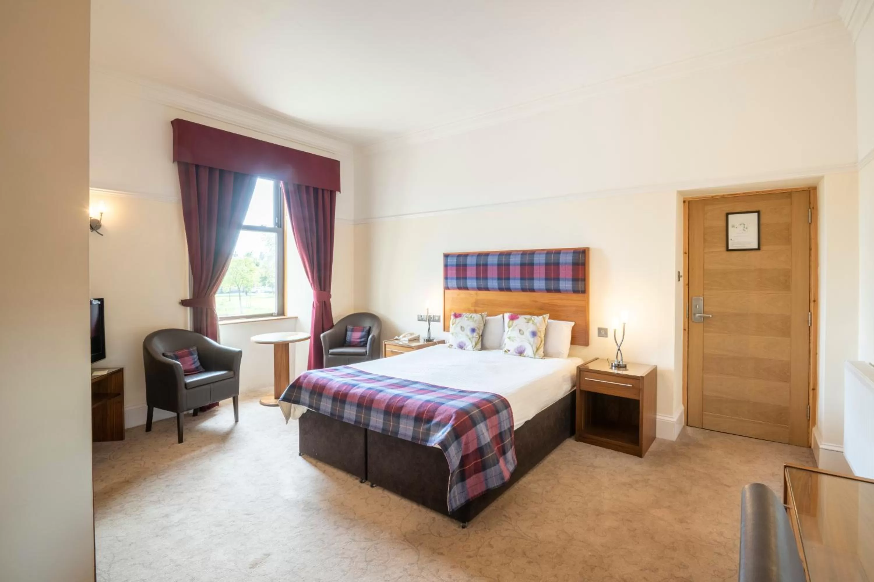 Bedroom, Bed in Park Hotel