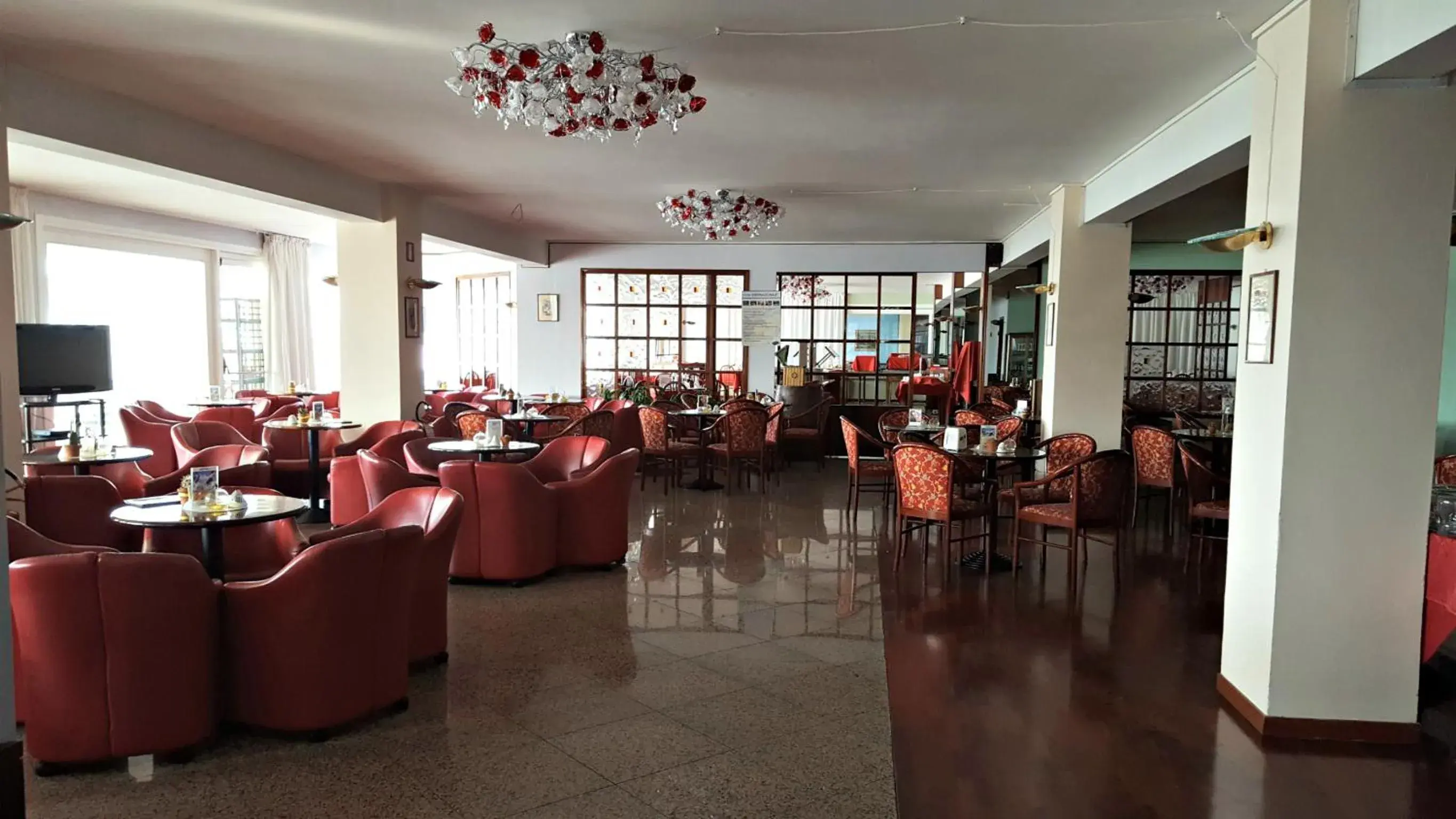 Lounge or bar, Restaurant/Places to Eat in Hotel Internazionale