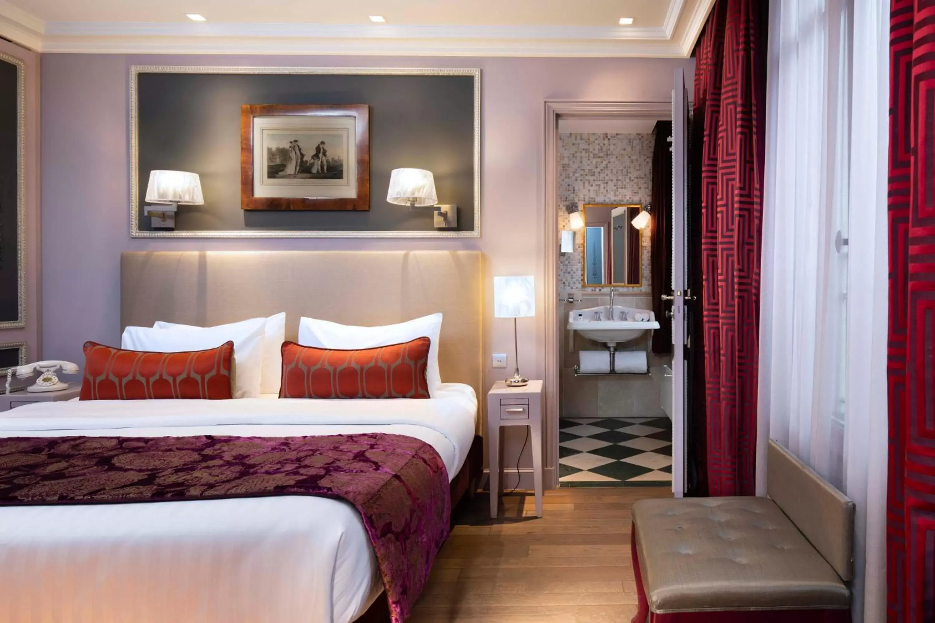 Bed in Hotel & Spa La Belle Juliette