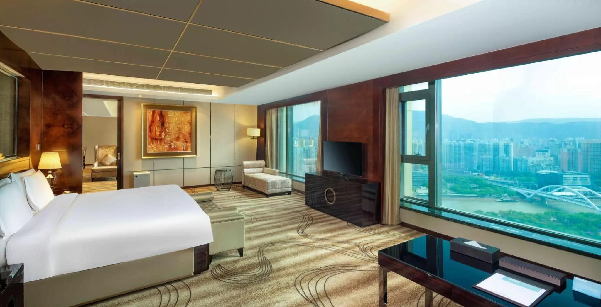 Photo of the whole room, Bed in Crowne Plaza Hotel Lanzhou by IHG