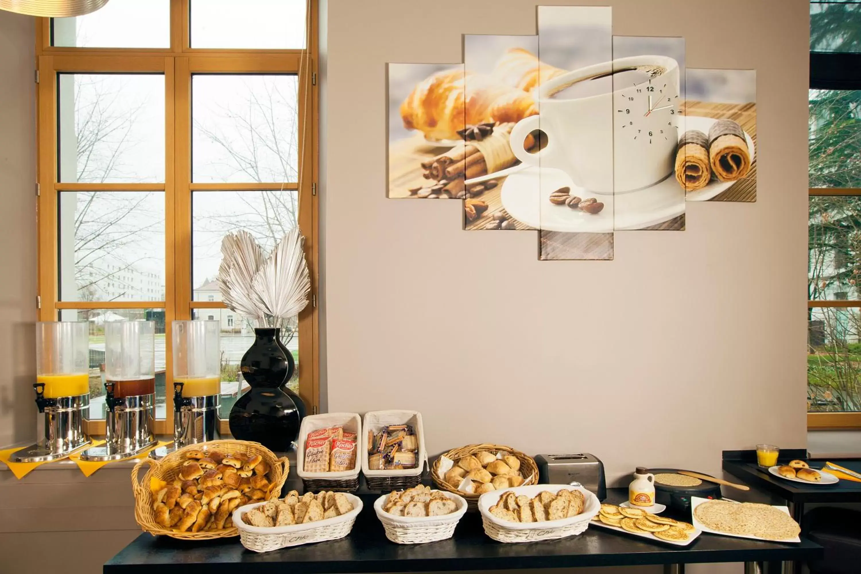 Continental breakfast in Residhome Grenoble Caserne De Bonne