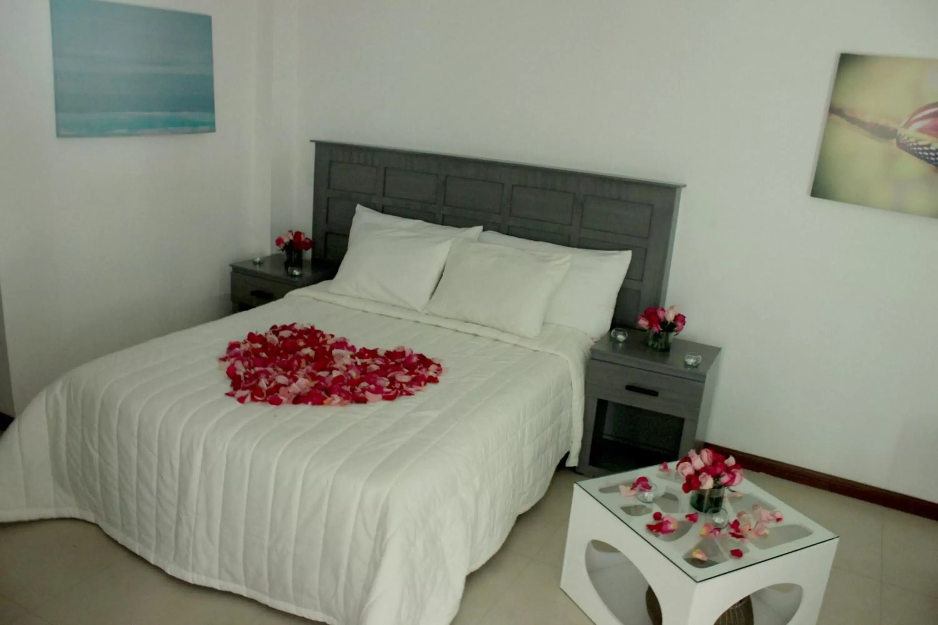 Bed in Grand Gardenia