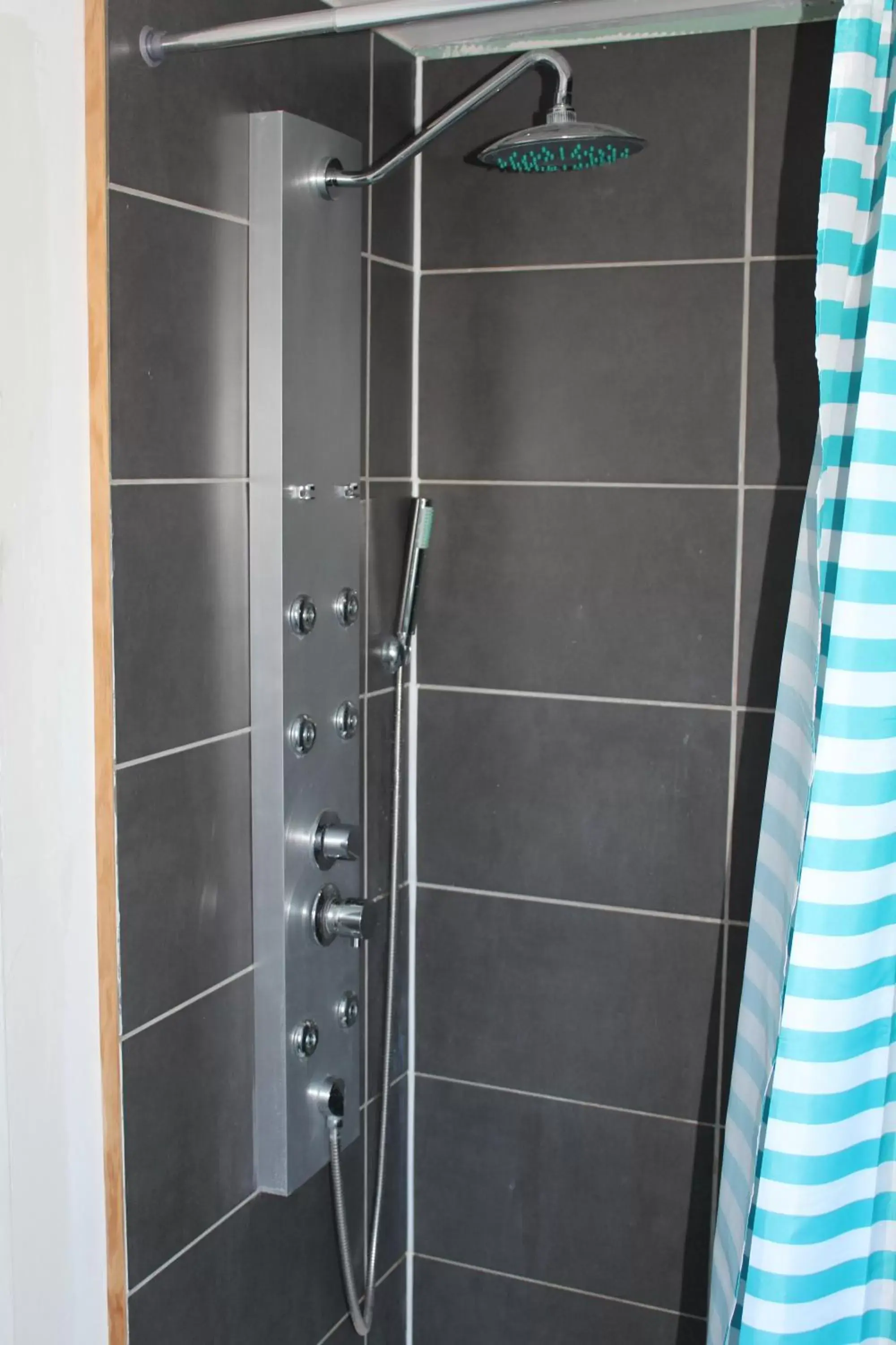 Shower, Bathroom in Moulin2Roues