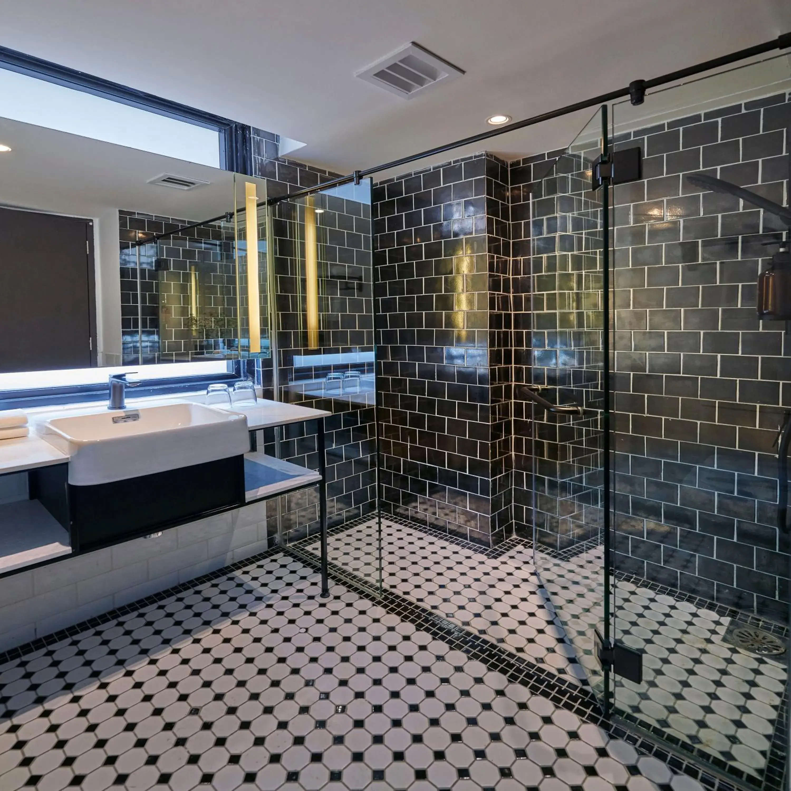 Shower, Bathroom in J-Hotel by Dorsett