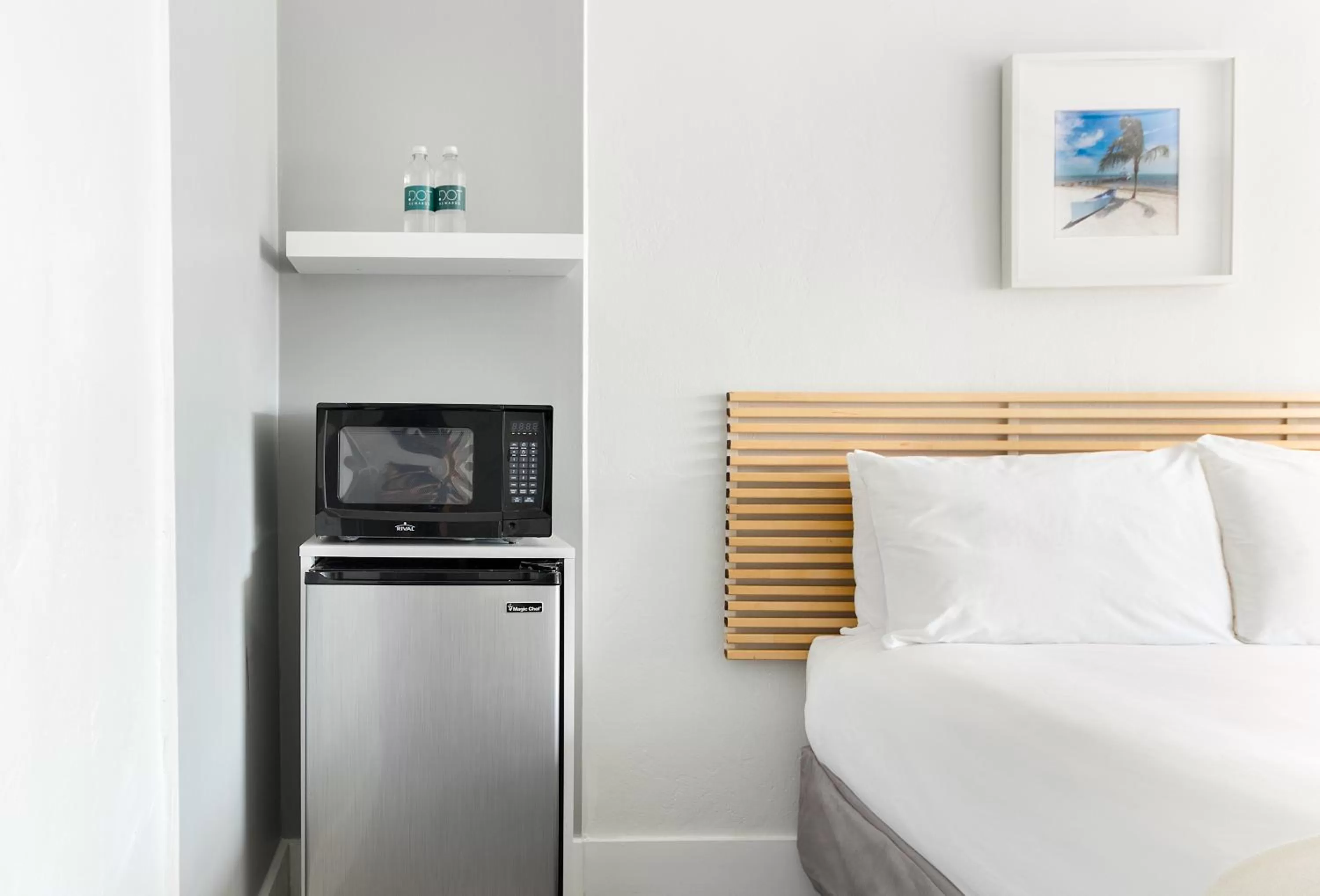 Coffee/tea facilities, Bed in Lorraine Hotel