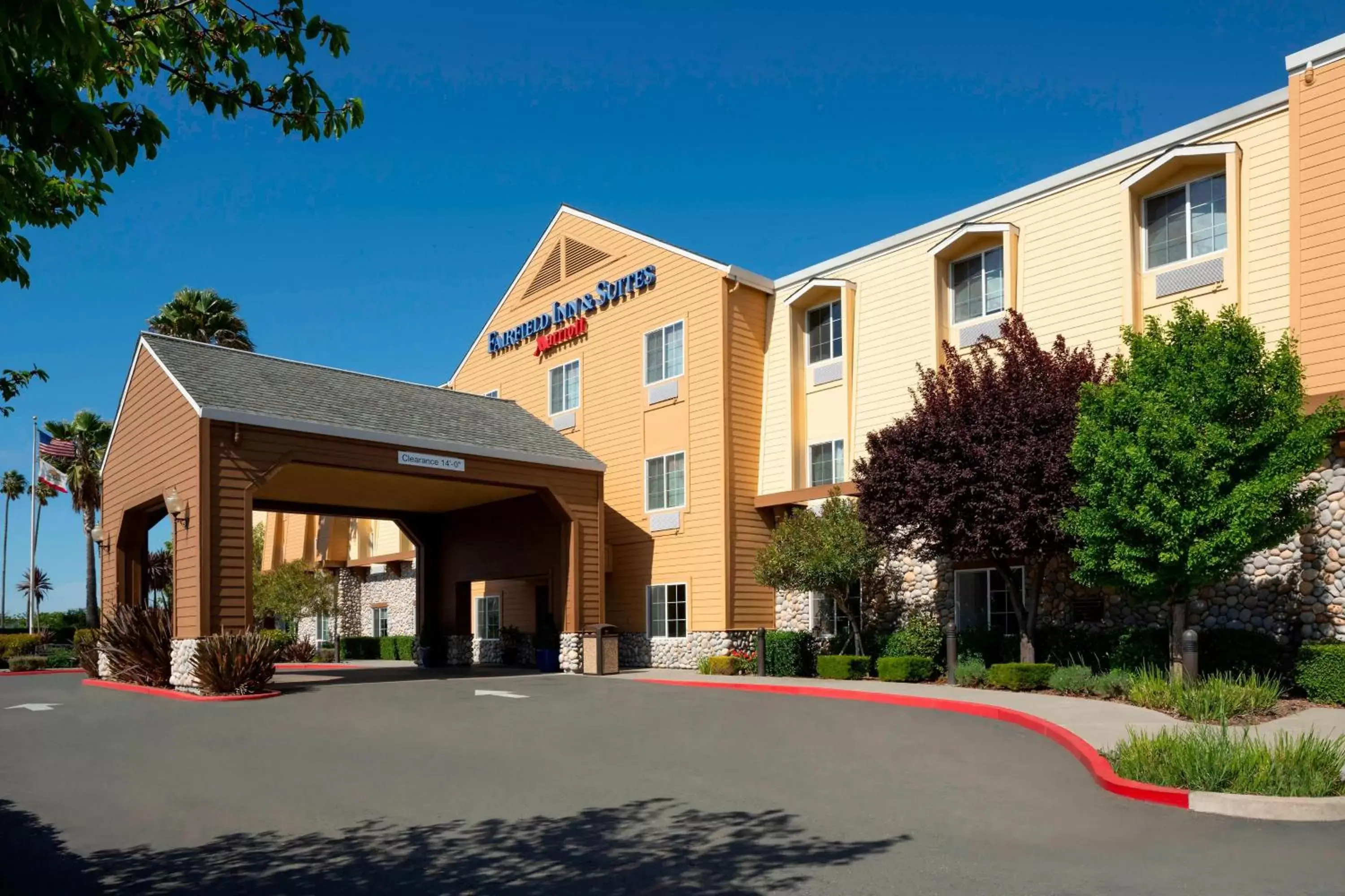 Property Building in Fairfield Inn and Suites by Marriott Napa American Canyon