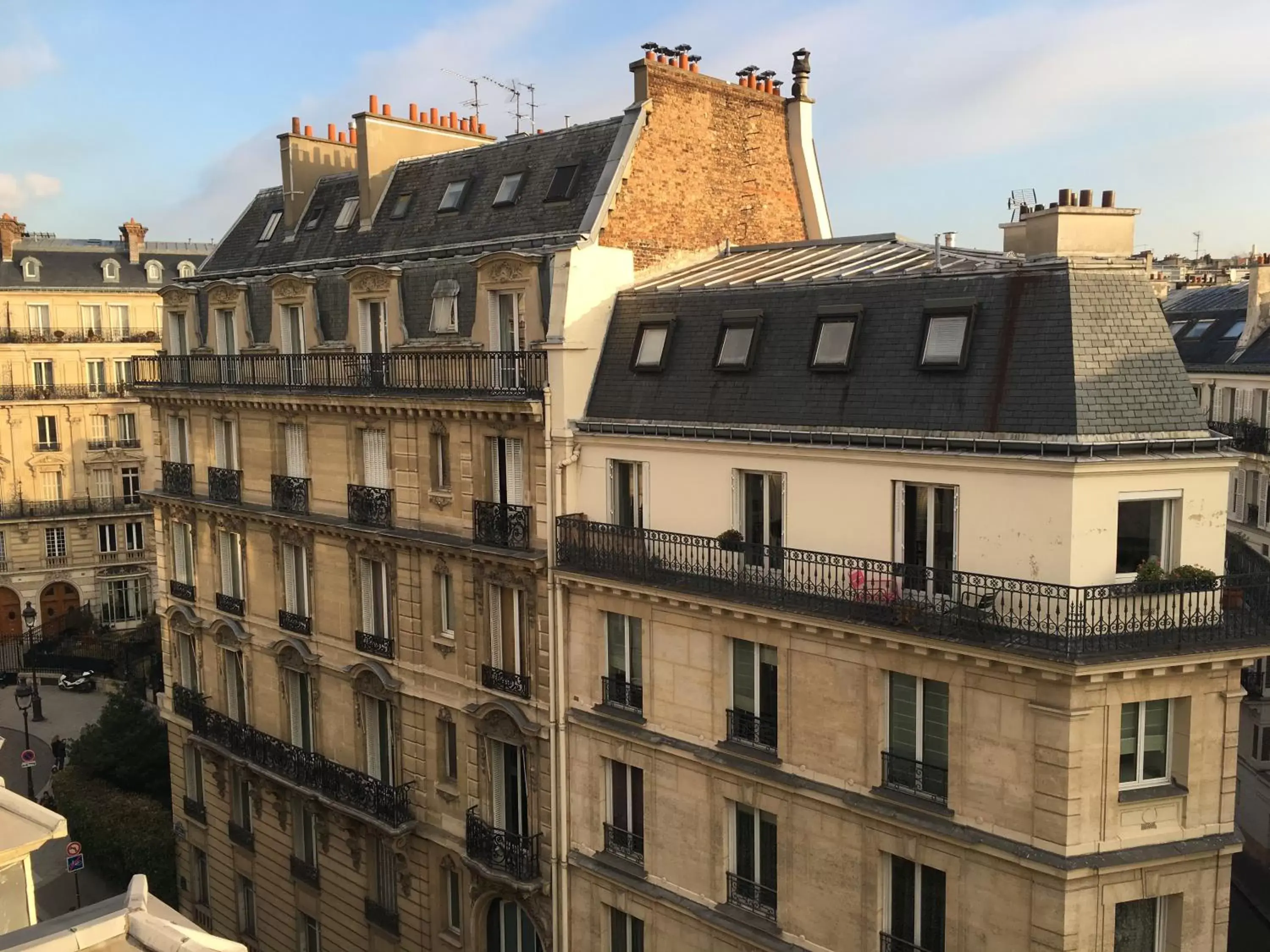 City view, Property Building in Hotel Antin Saint-Georges