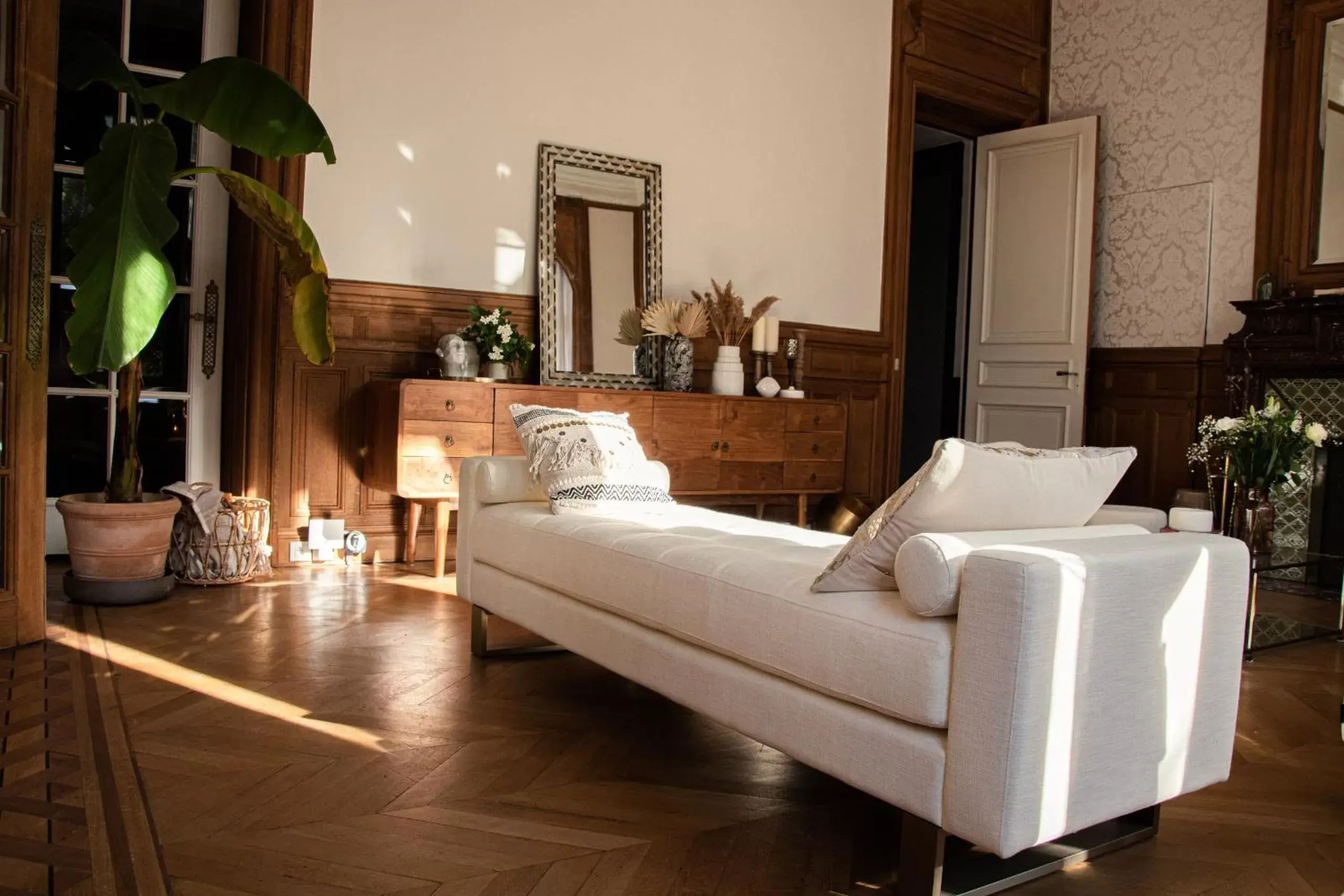 Living room, Seating Area in La Villa Barbieux