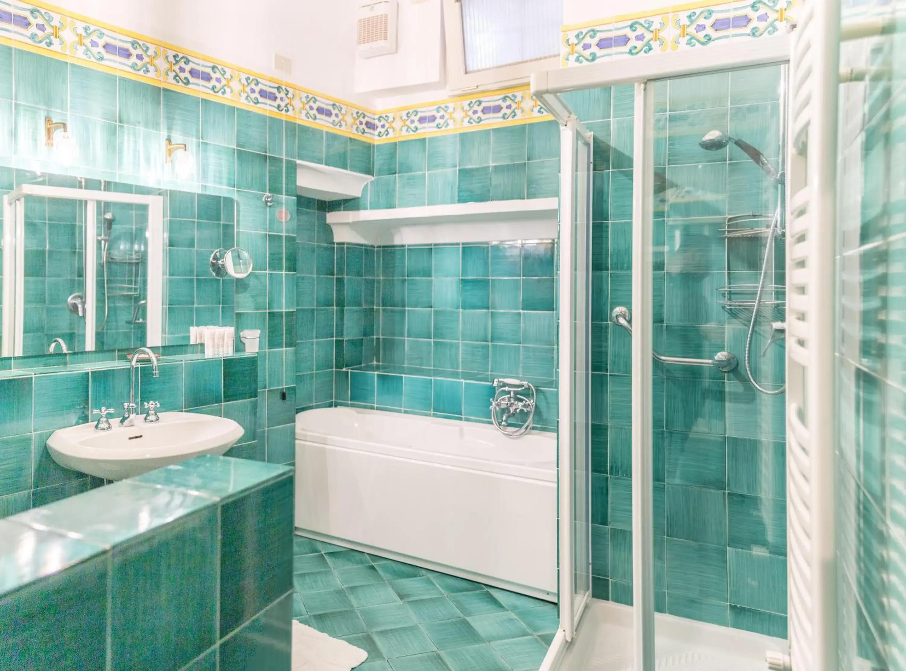Shower, Bathroom in Hotel Poseidon