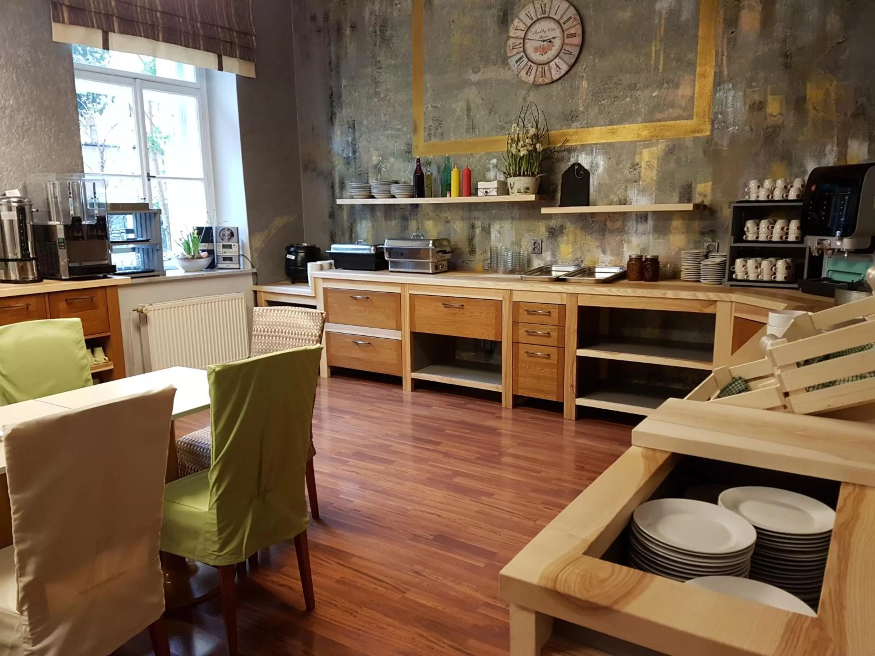 Dining area in Prague Centre Plaza