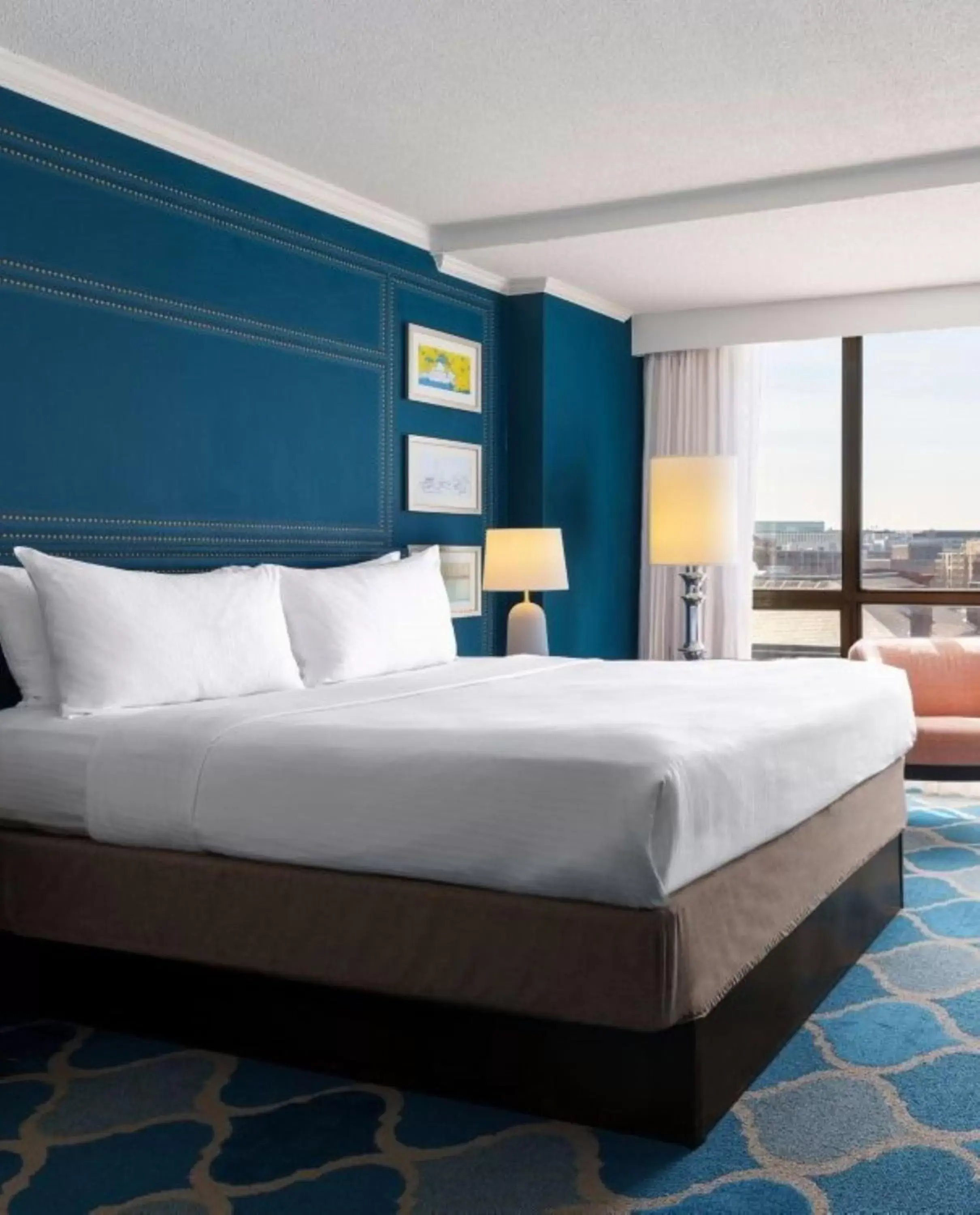 Bed in The Ven at Embassy Row, Washington, D.C., a Tribute Portfolio Hotel