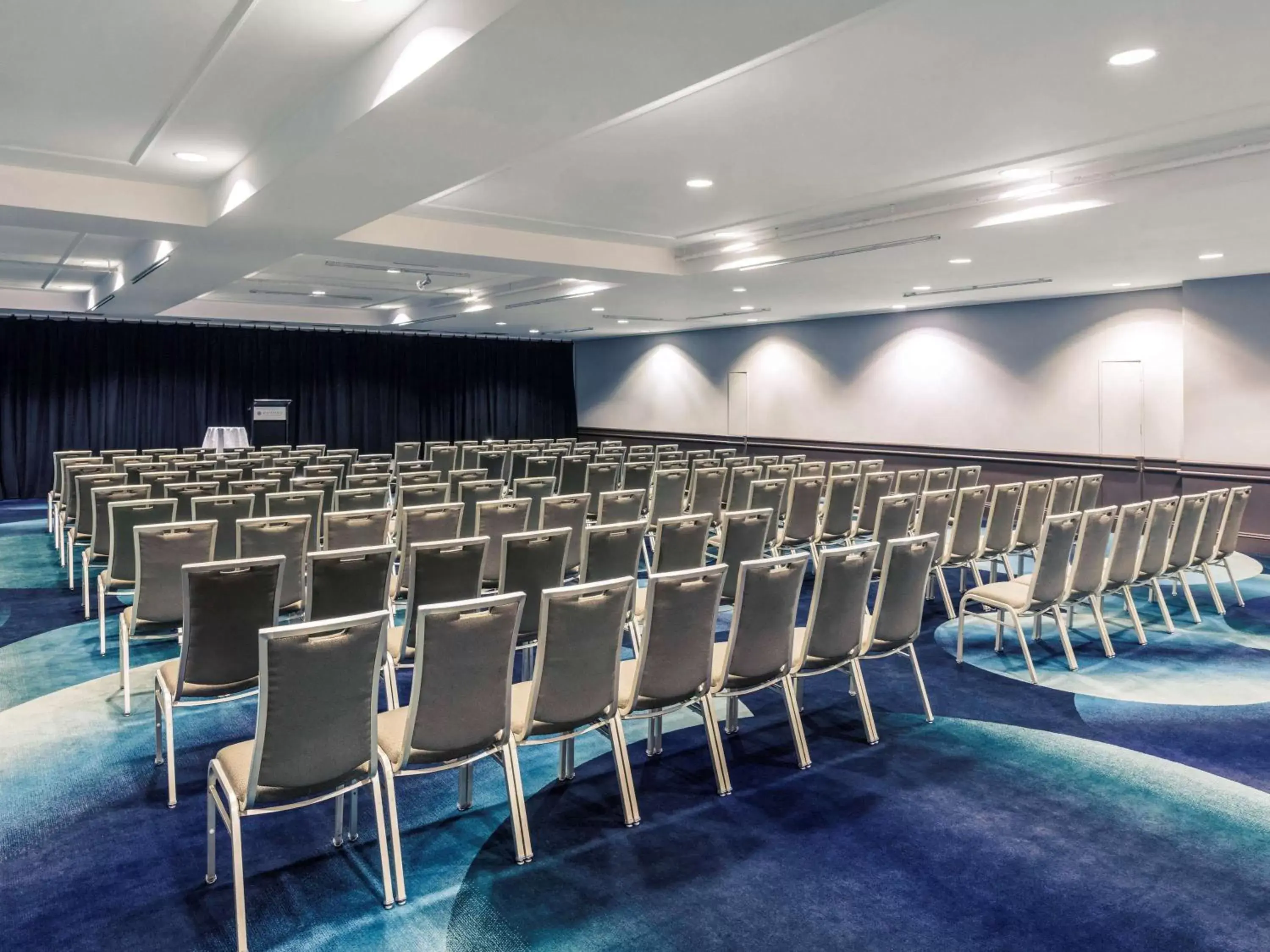 Business facilities in Mercure Brisbane King George Square