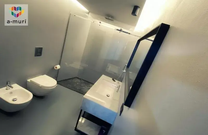 Bathroom in A-MURI