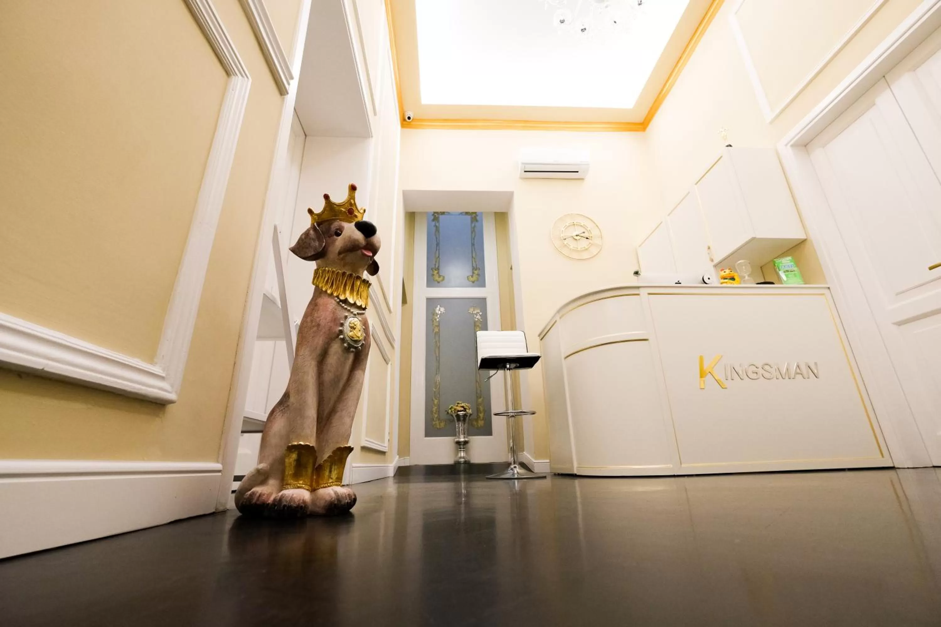 Decorative detail in B&B Kingsman