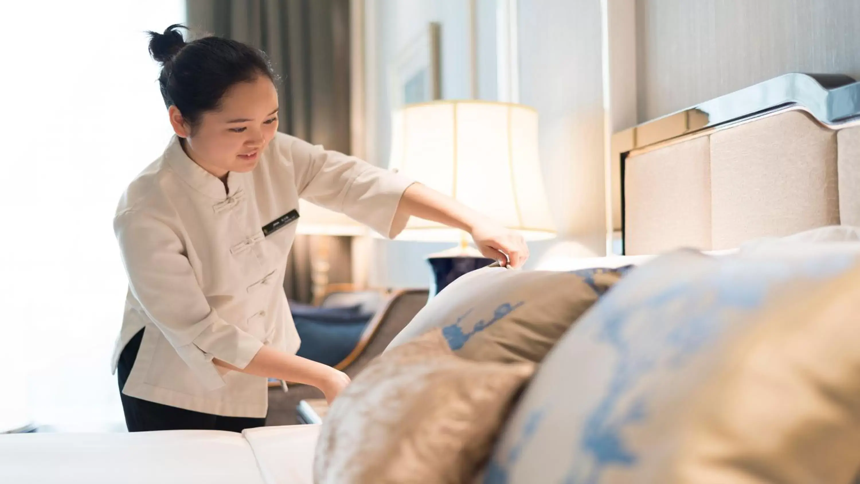 room service in InterContinental Chengdu Global Center, an IHG Hotel