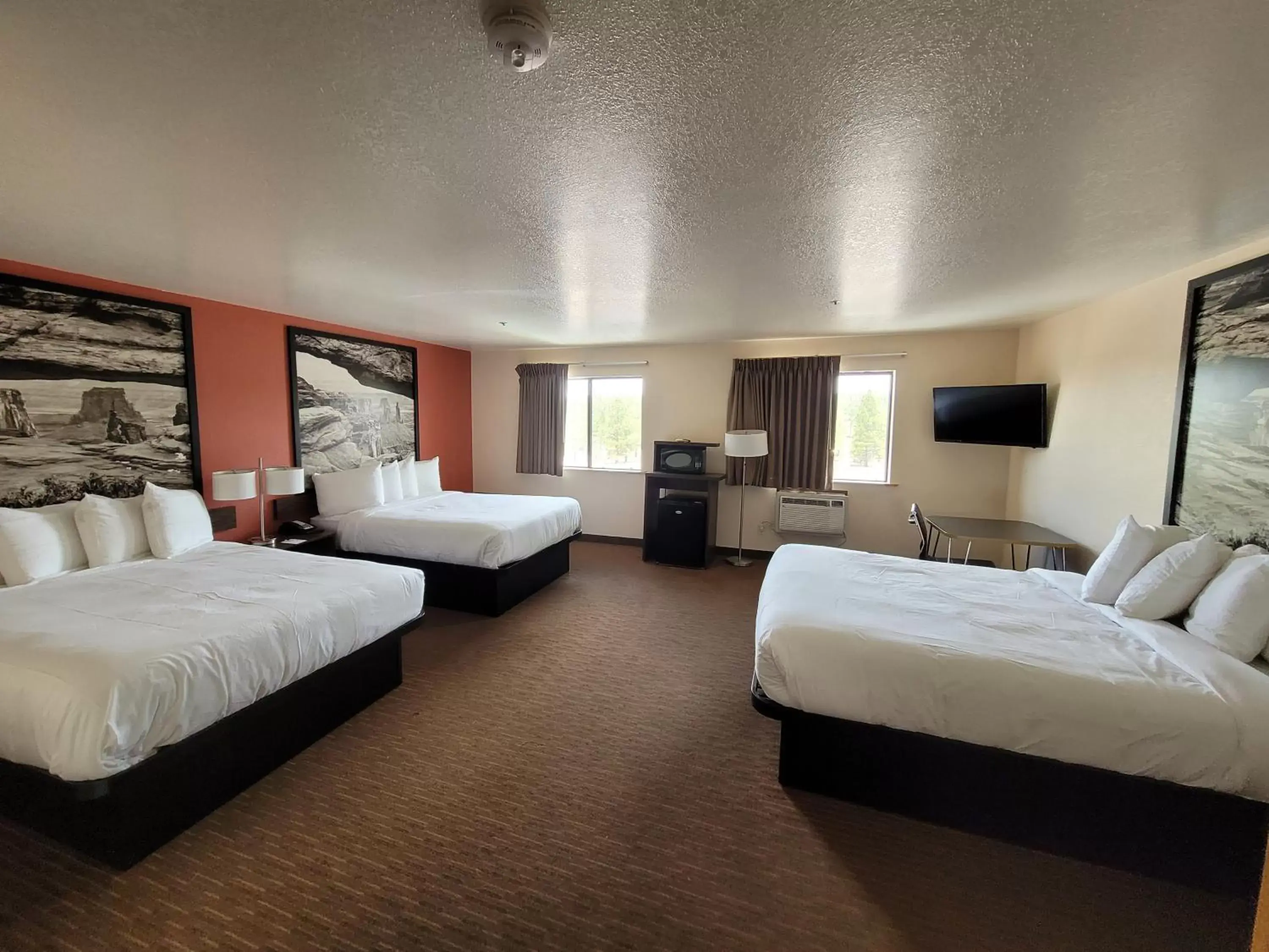 Bedroom, Bed in SureStay Hotel by Best Western Williams - Grand Canyon