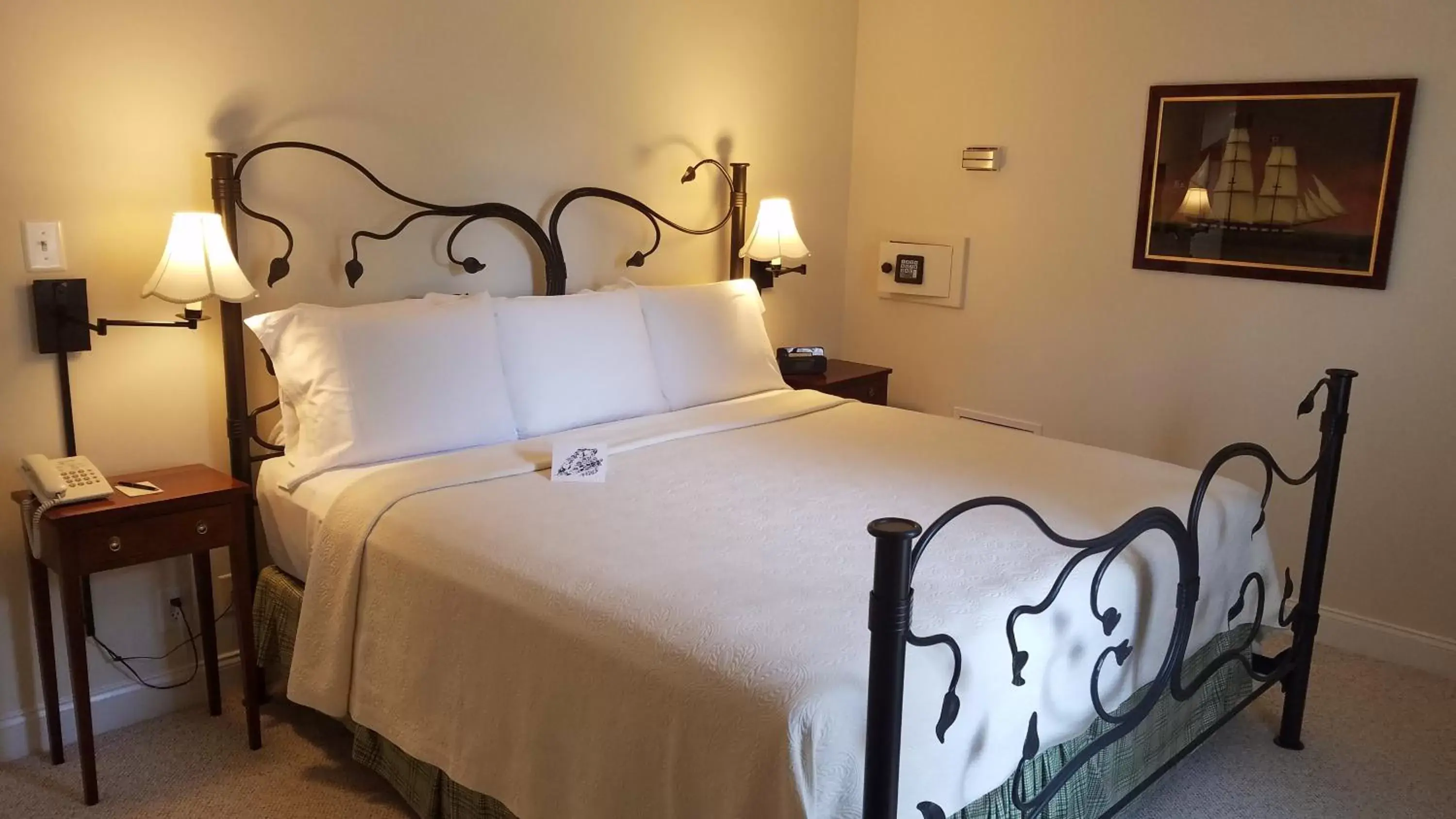 Bed in The Inn at Montchanin Village & Spa Bed in The Inn at Montchanin Village & Spa