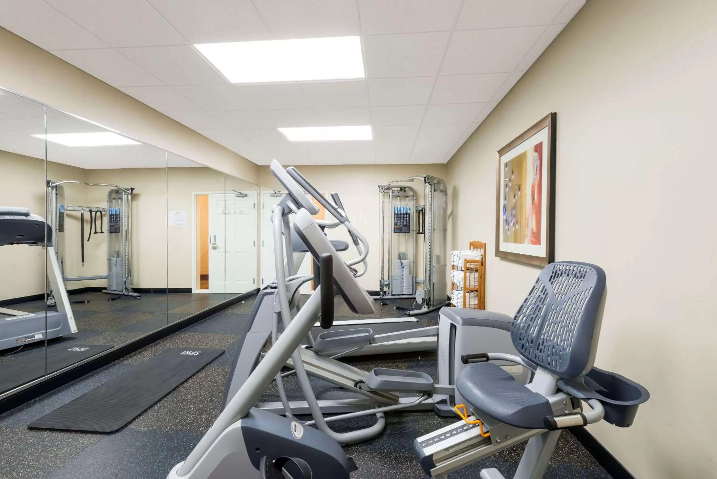 Fitness centre/facilities in Baymont by Wyndham Erie