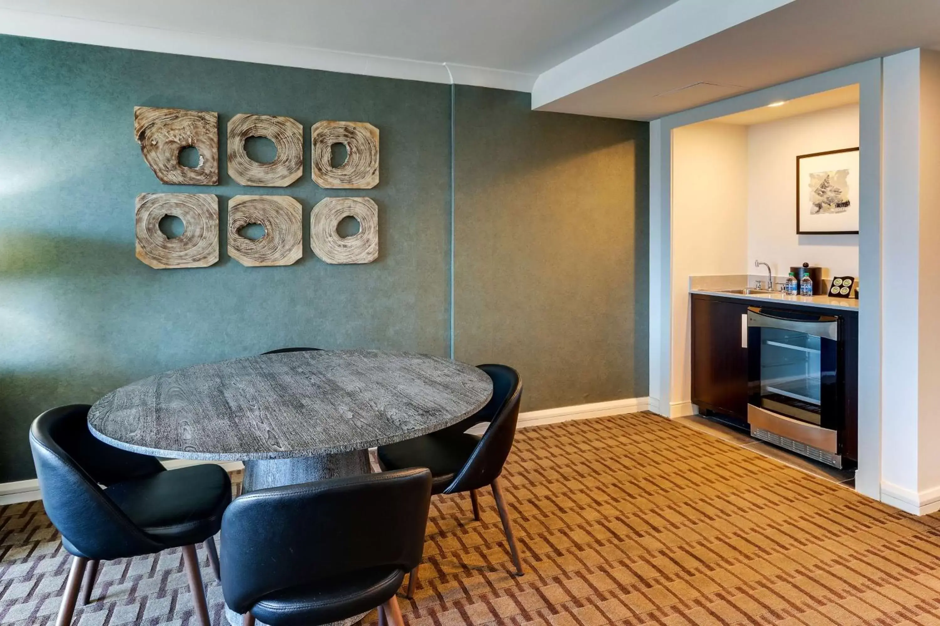 Other, Dining Area in The Chattanoogan Hotel, Curio Collection By Hilton