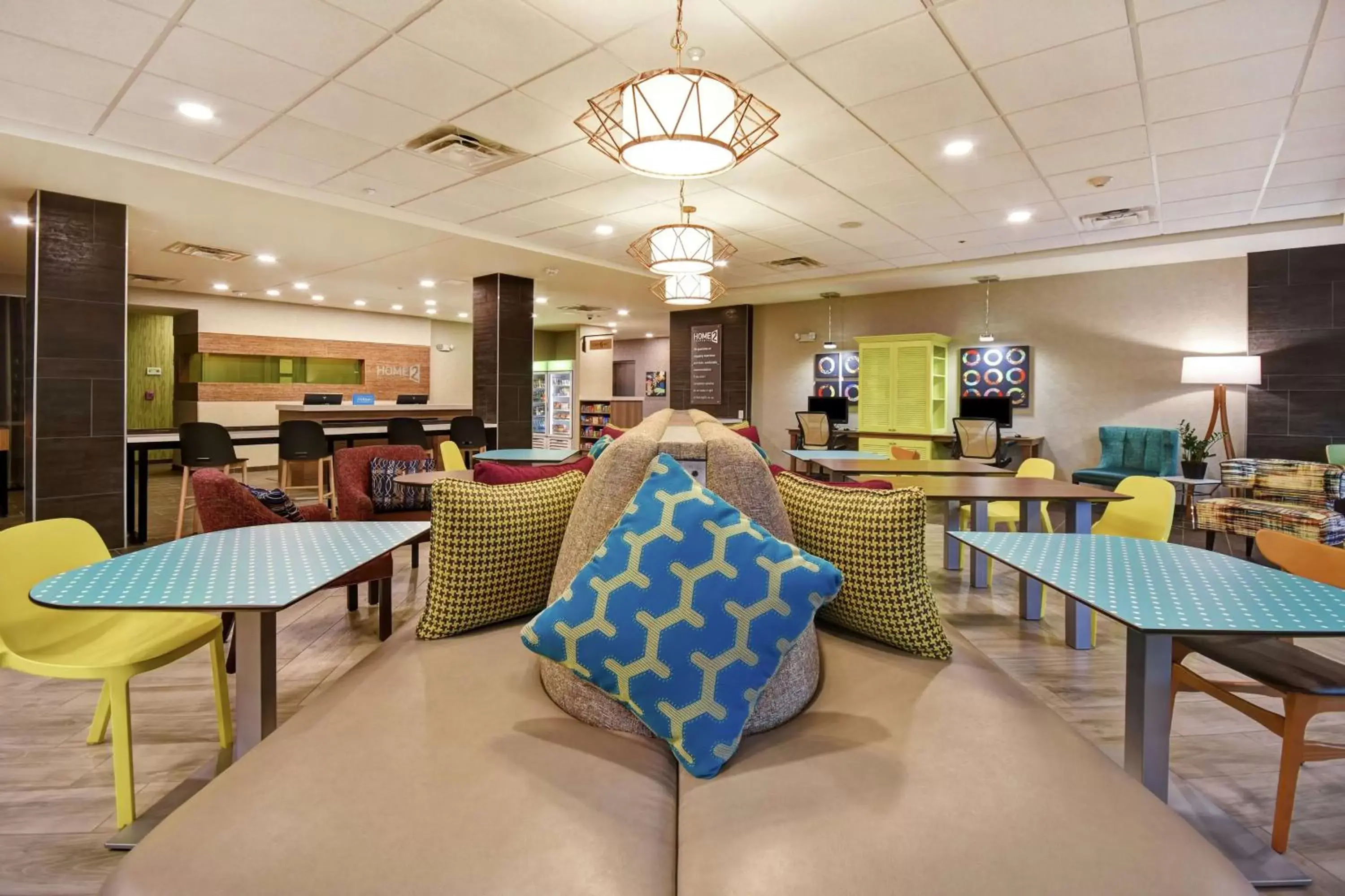 Lobby or reception, Restaurant/Places to Eat in Home2 Suites By Hilton Lagrange