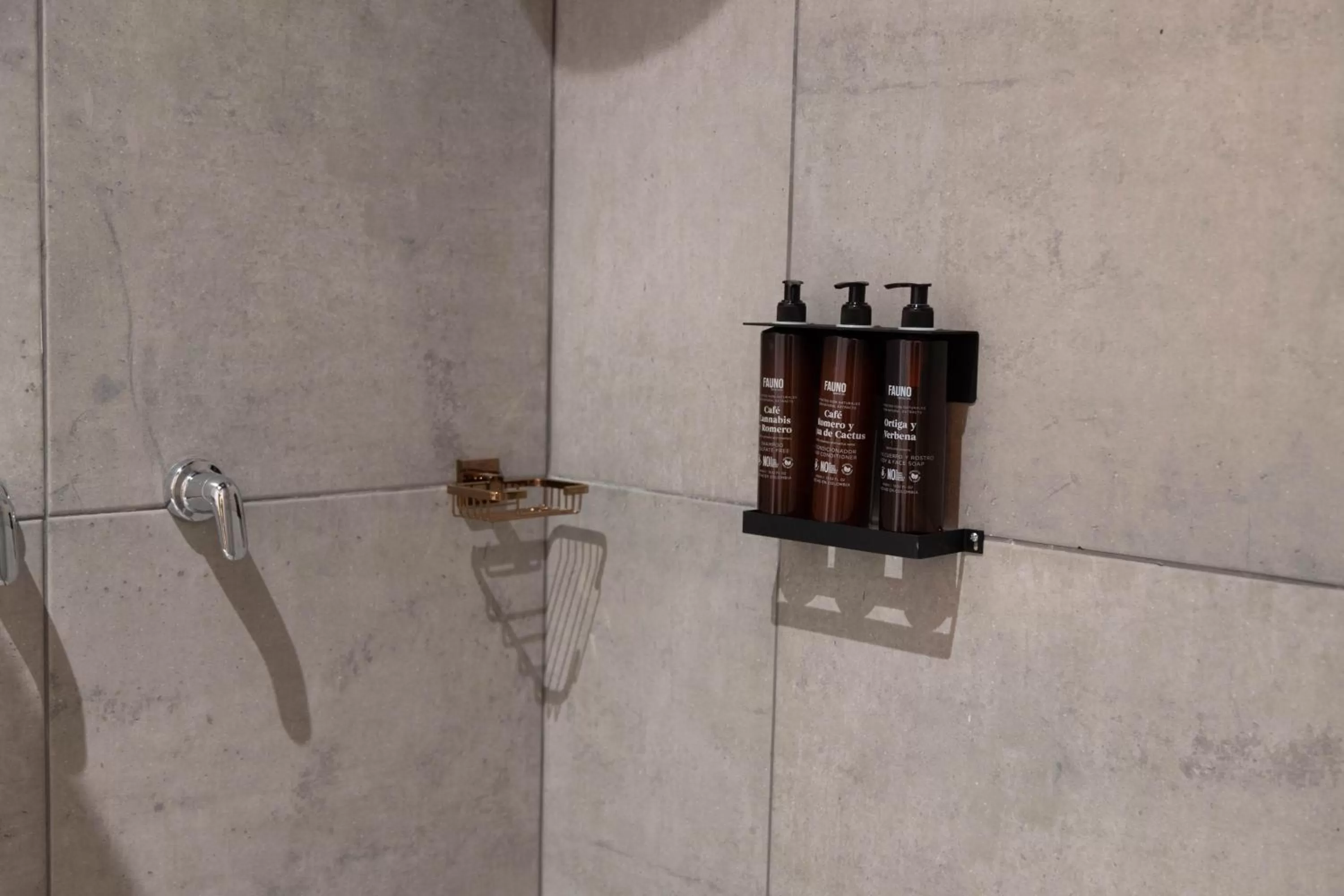 Bathroom in Royal Living Poblado